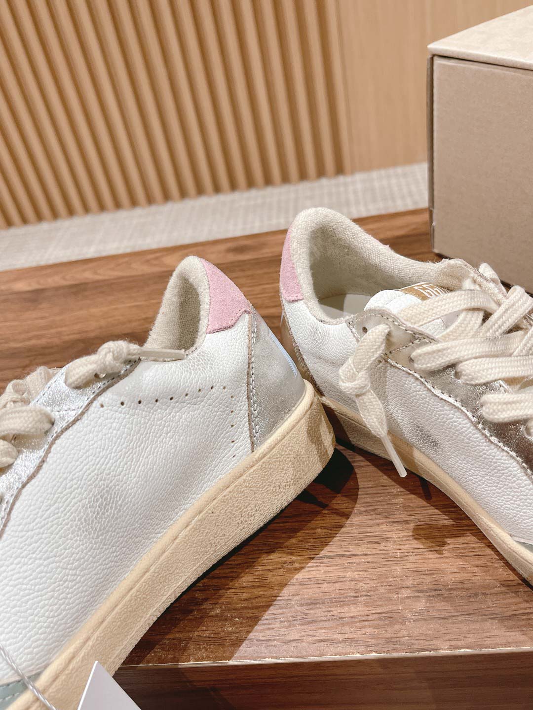 Giày Golden Goose Ball Star Suede Star-Patch Leather Trainers Best Quality