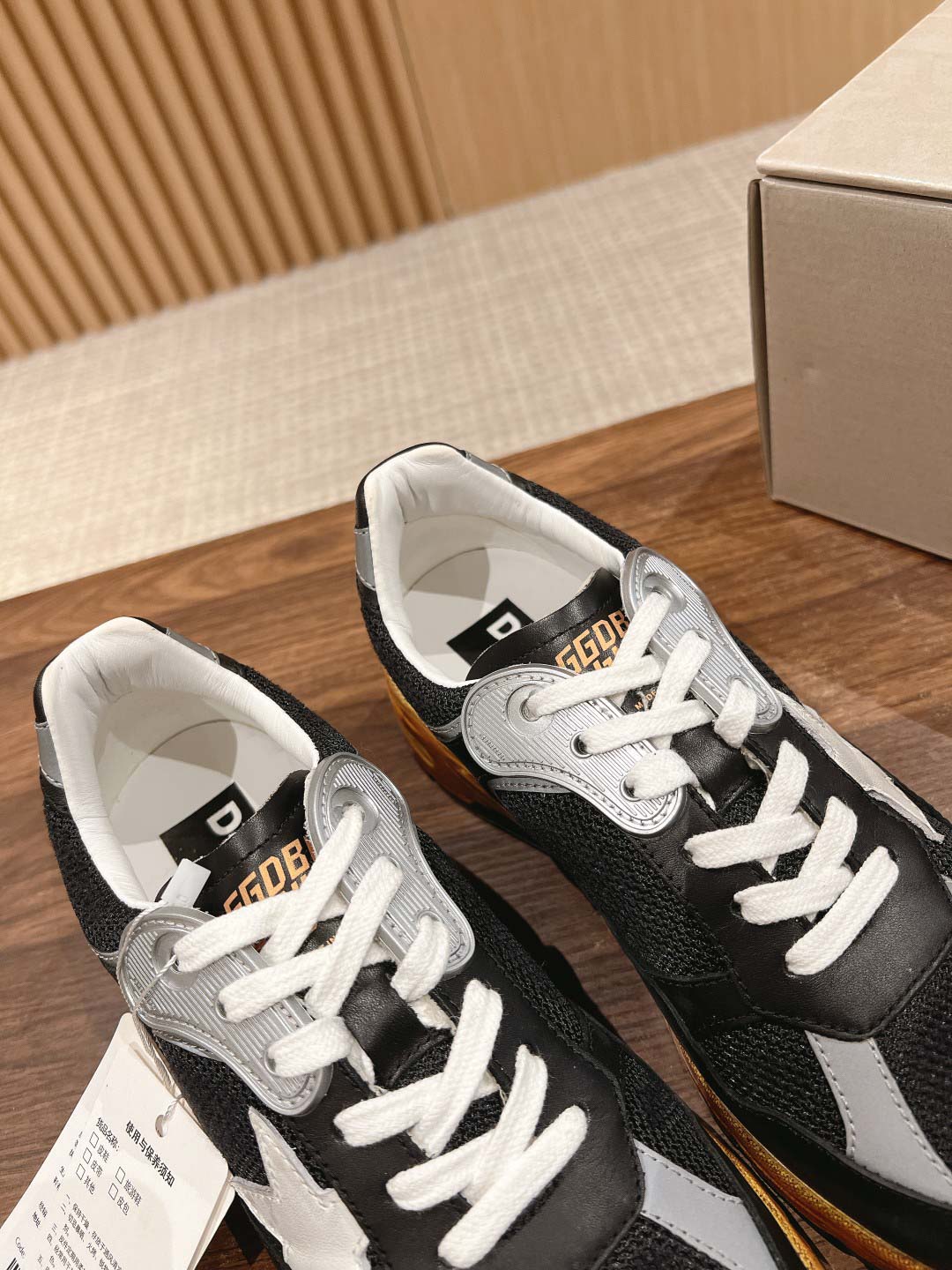 Giày Golden Goose Dad-Star Leather Best Quality