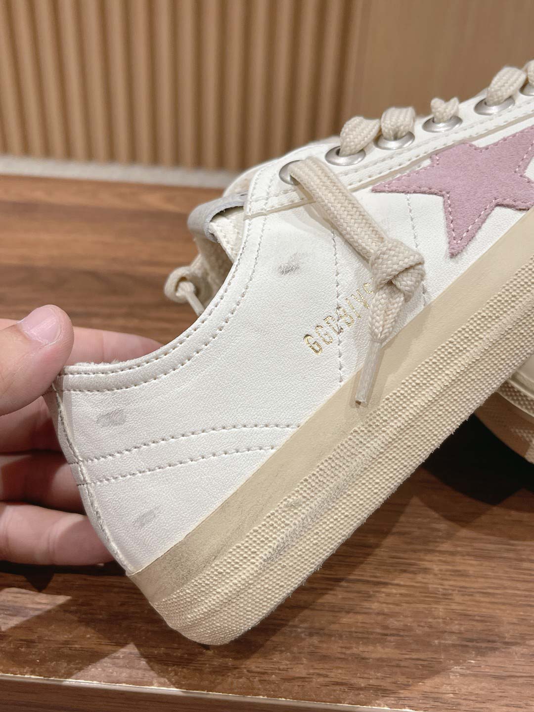 Giày Golden Goose Leather V-Star 2 Sneakers Best Quality