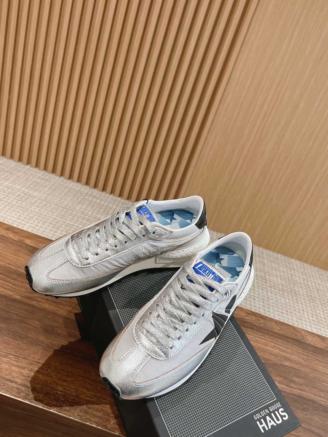 Giày Golden Goose Men's Silver & Black Marathon Best Quality