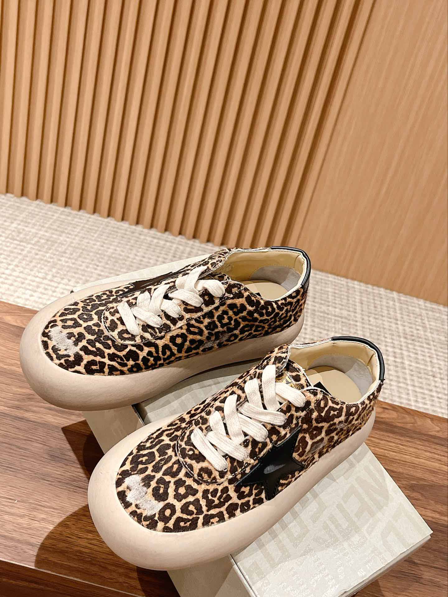 Giày Golden Goose Men's Space-star Beige Best Quality