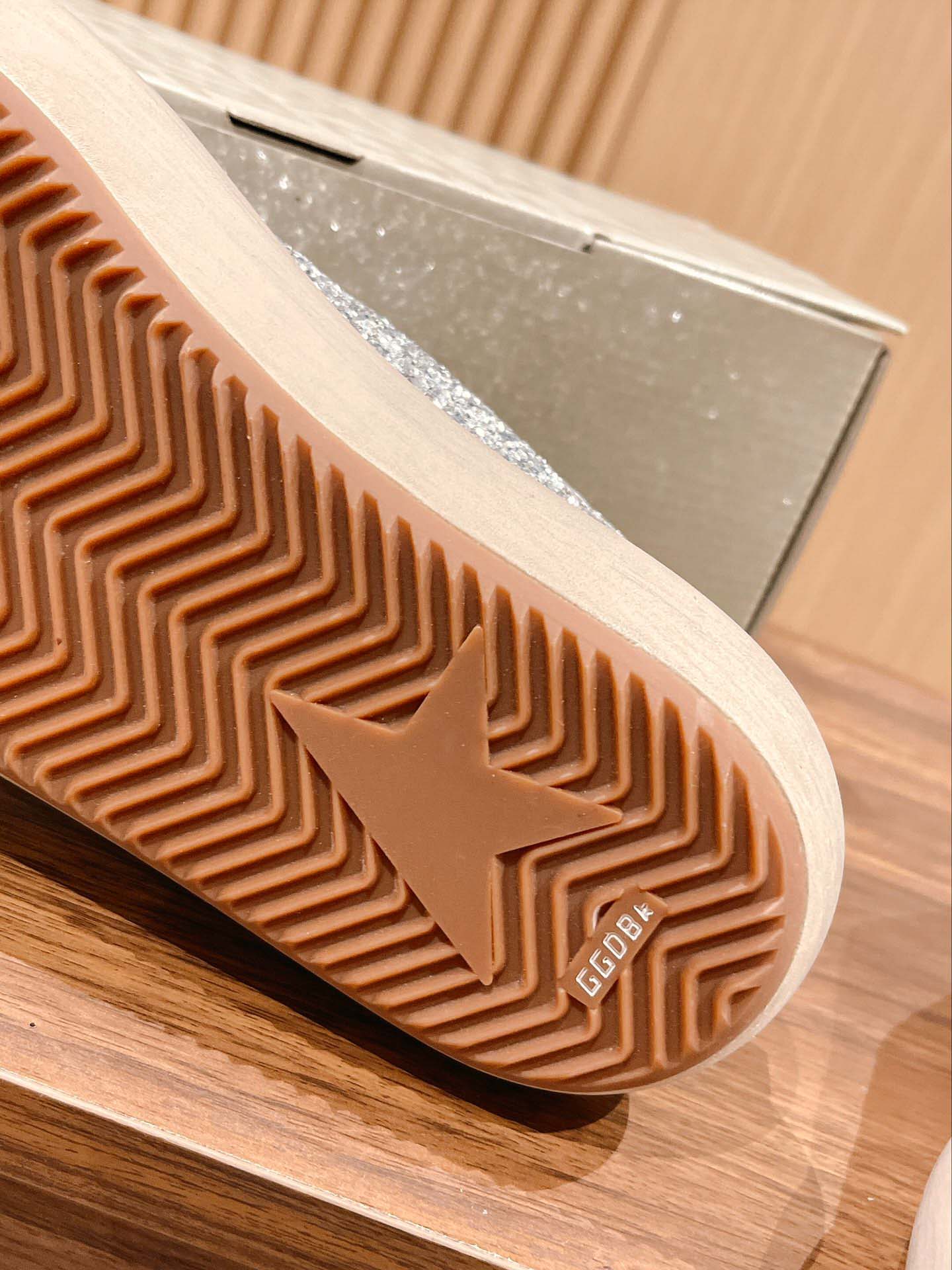 Giày Golden Goose Shearling Space Star Sabot Best Quality