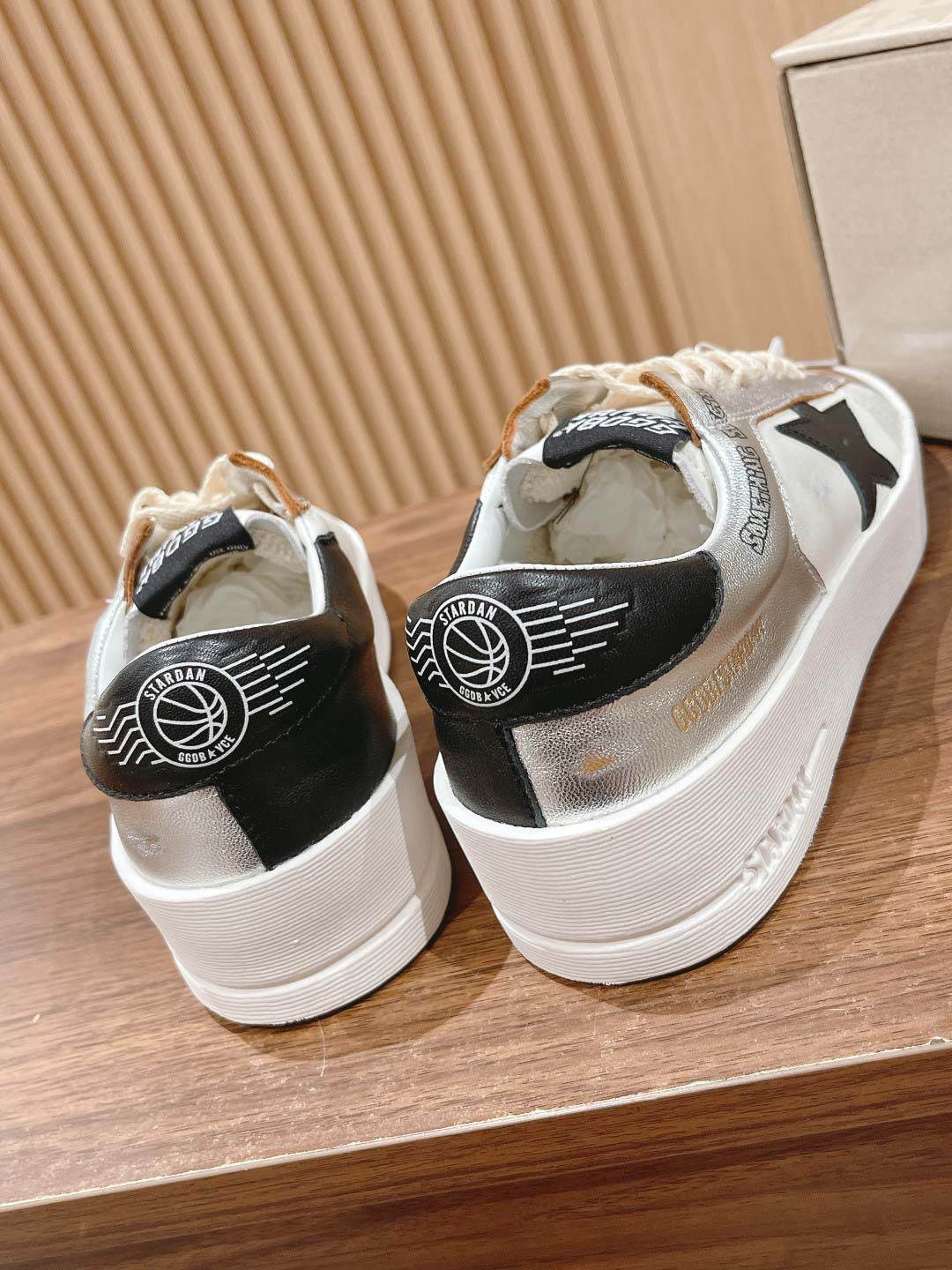 Giày Golden Goose Stardan Silver Black Best Quality