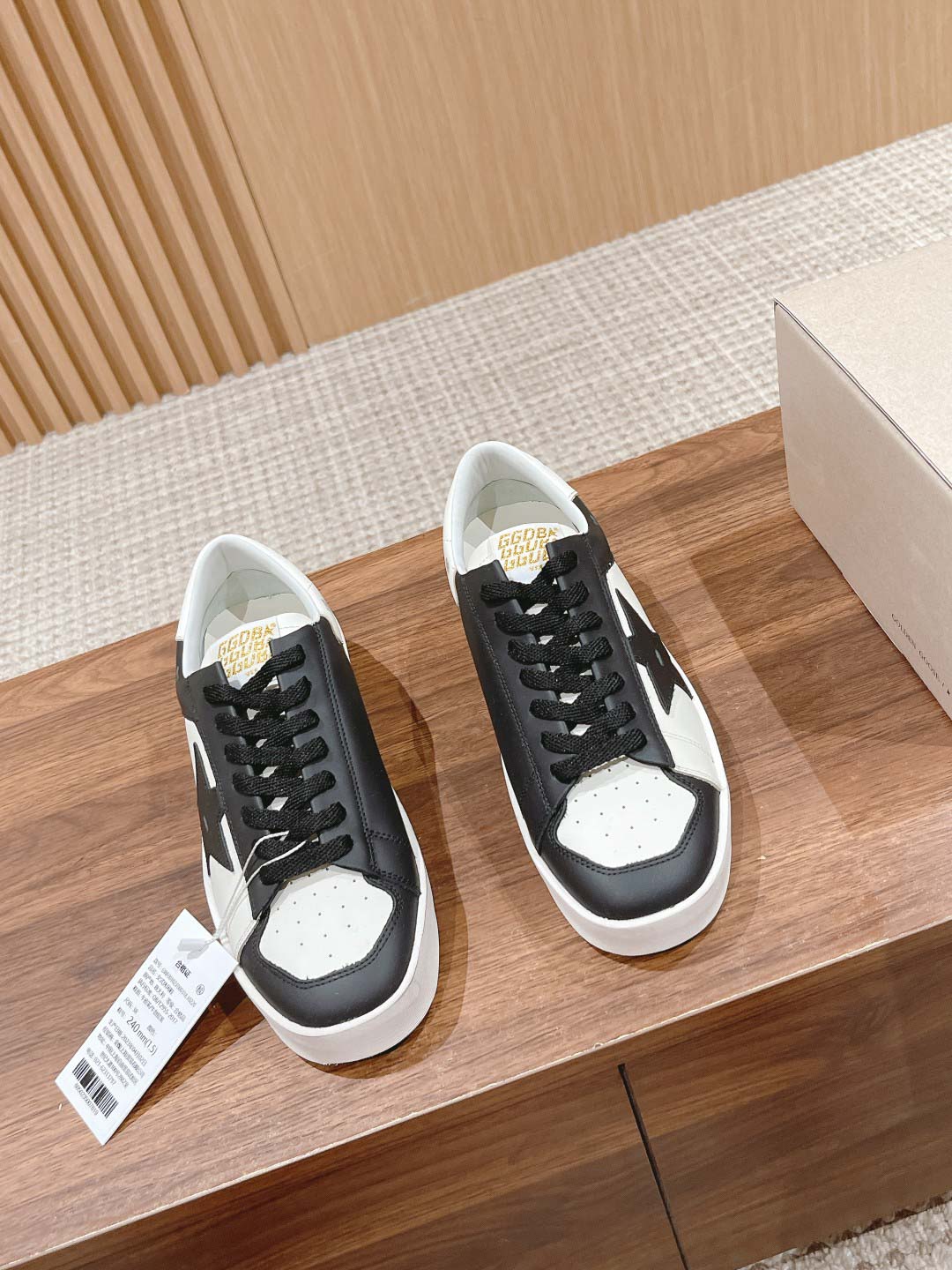 Giày Golden Goose Stardan White Black Best Quality