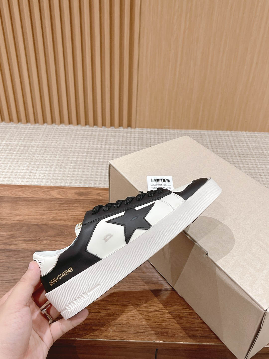 Giày Golden Goose Stardan White Black Best Quality