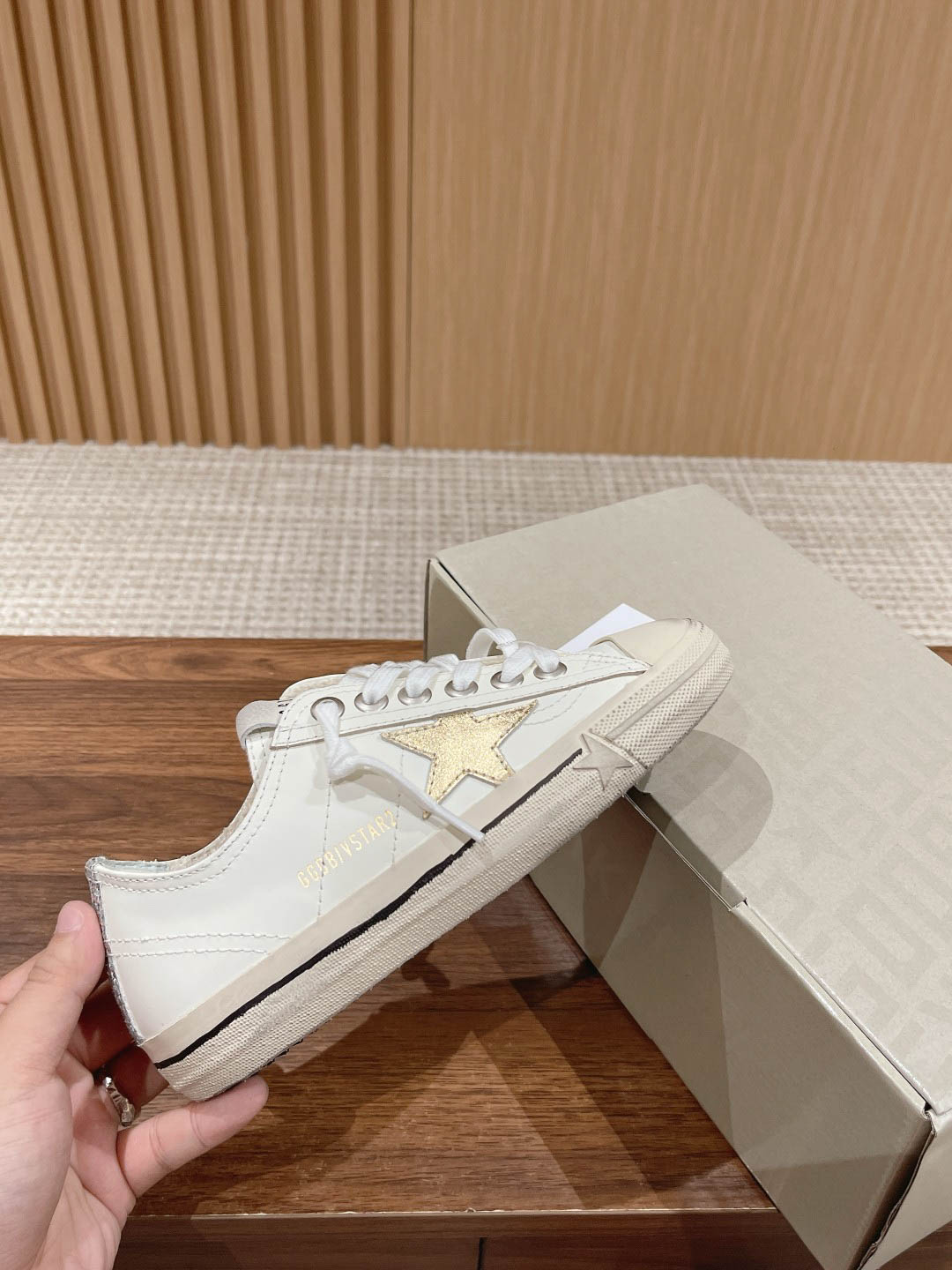 Giày Golden Goose V Star 2 Leather Laminated Star Gold Best Quality