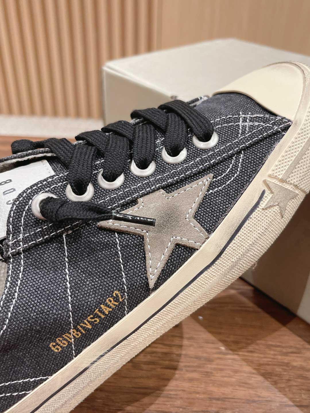 Giày Golden Goose V-Star LTD In Black Canvas With Ice-gray Star And Heel Best Quality