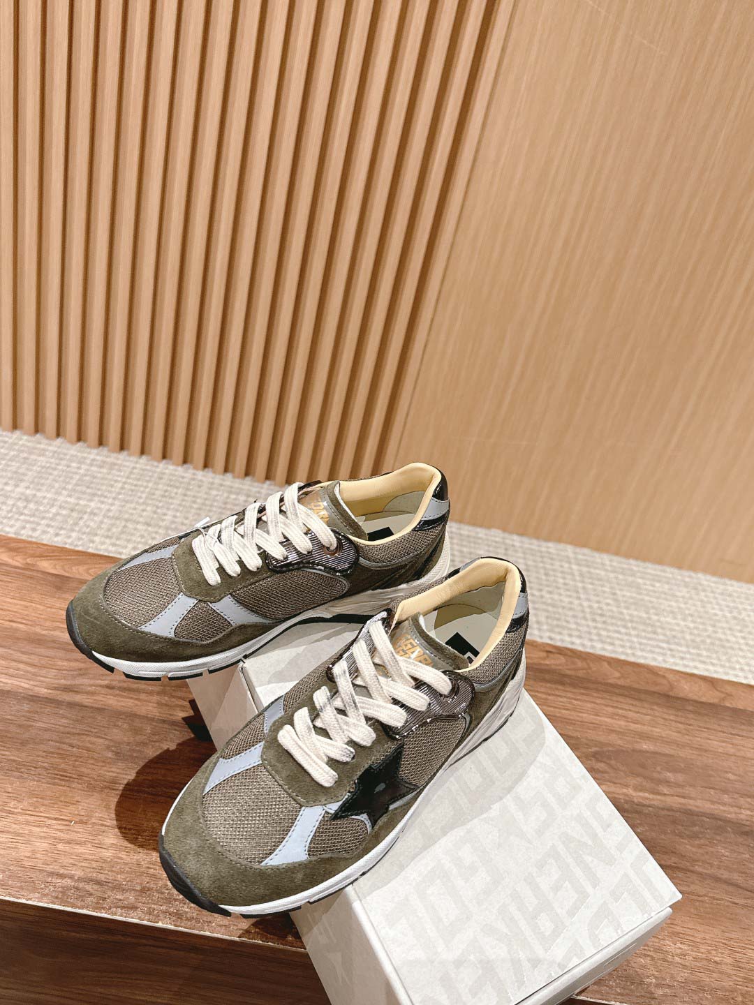 Giày Golden Goose Women Running Dad Green Best Quality