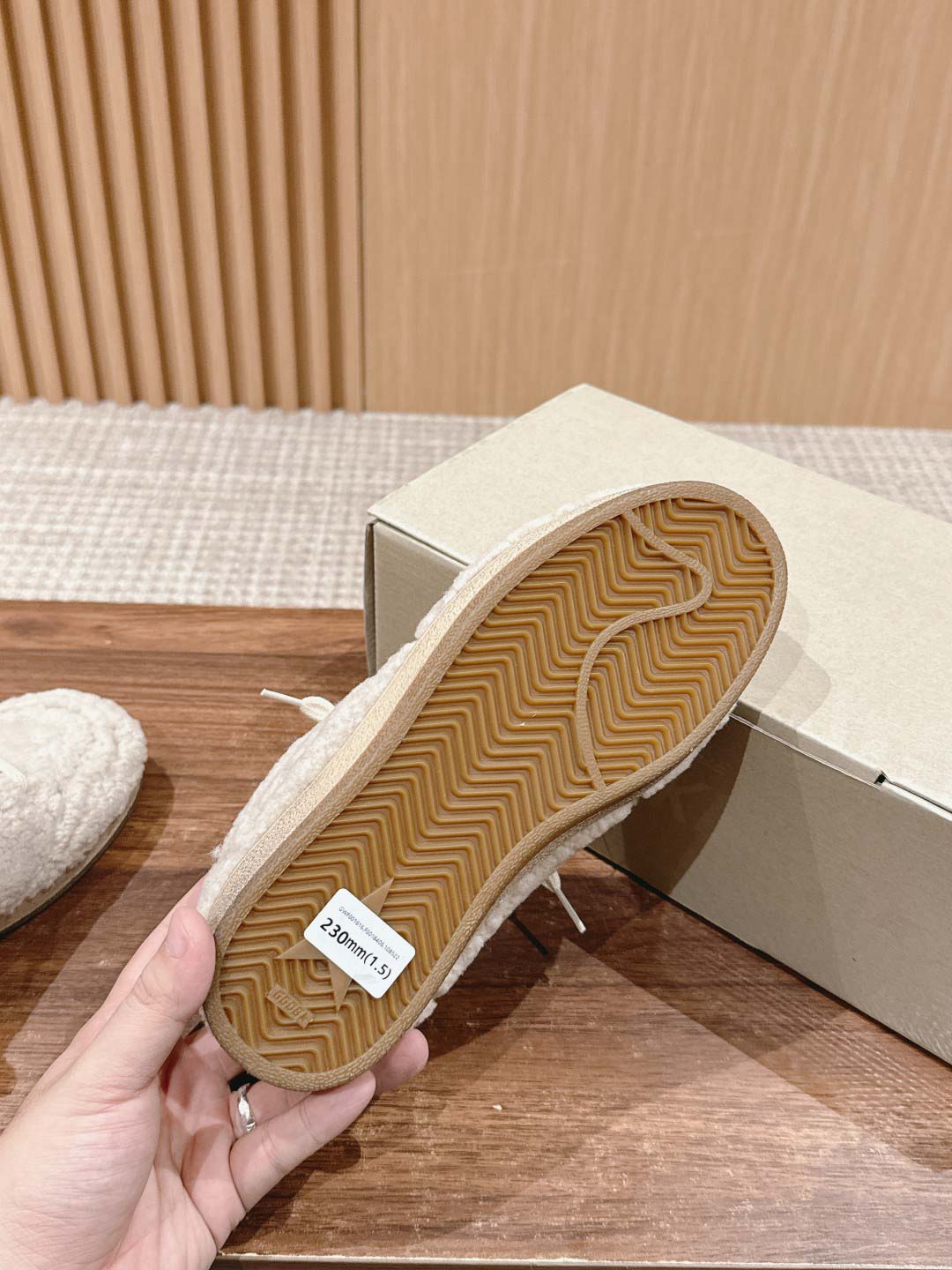 Giày Golden Goose Women's Ball Star Shearling Low Best Quality