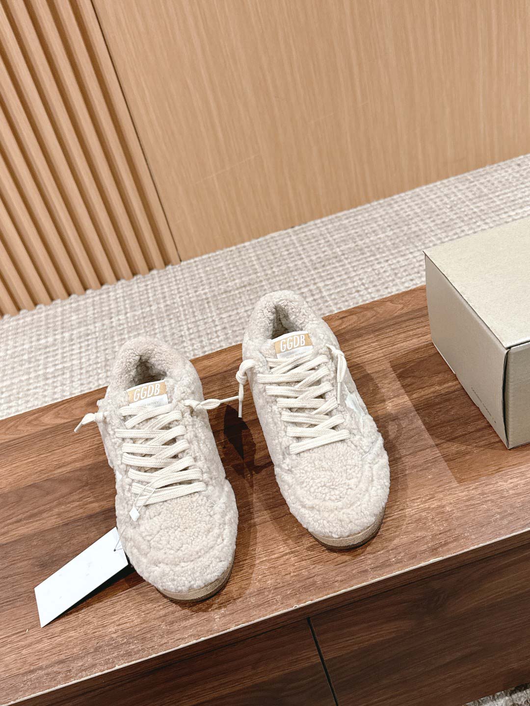 Giày Golden Goose Women's Ball Star Shearling Low Best Quality