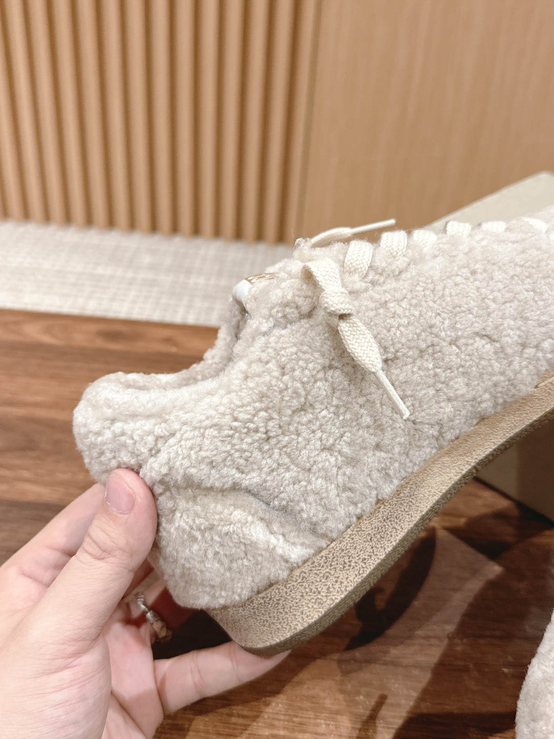Giày Golden Goose Women's Ball Star Shearling Low Best Quality