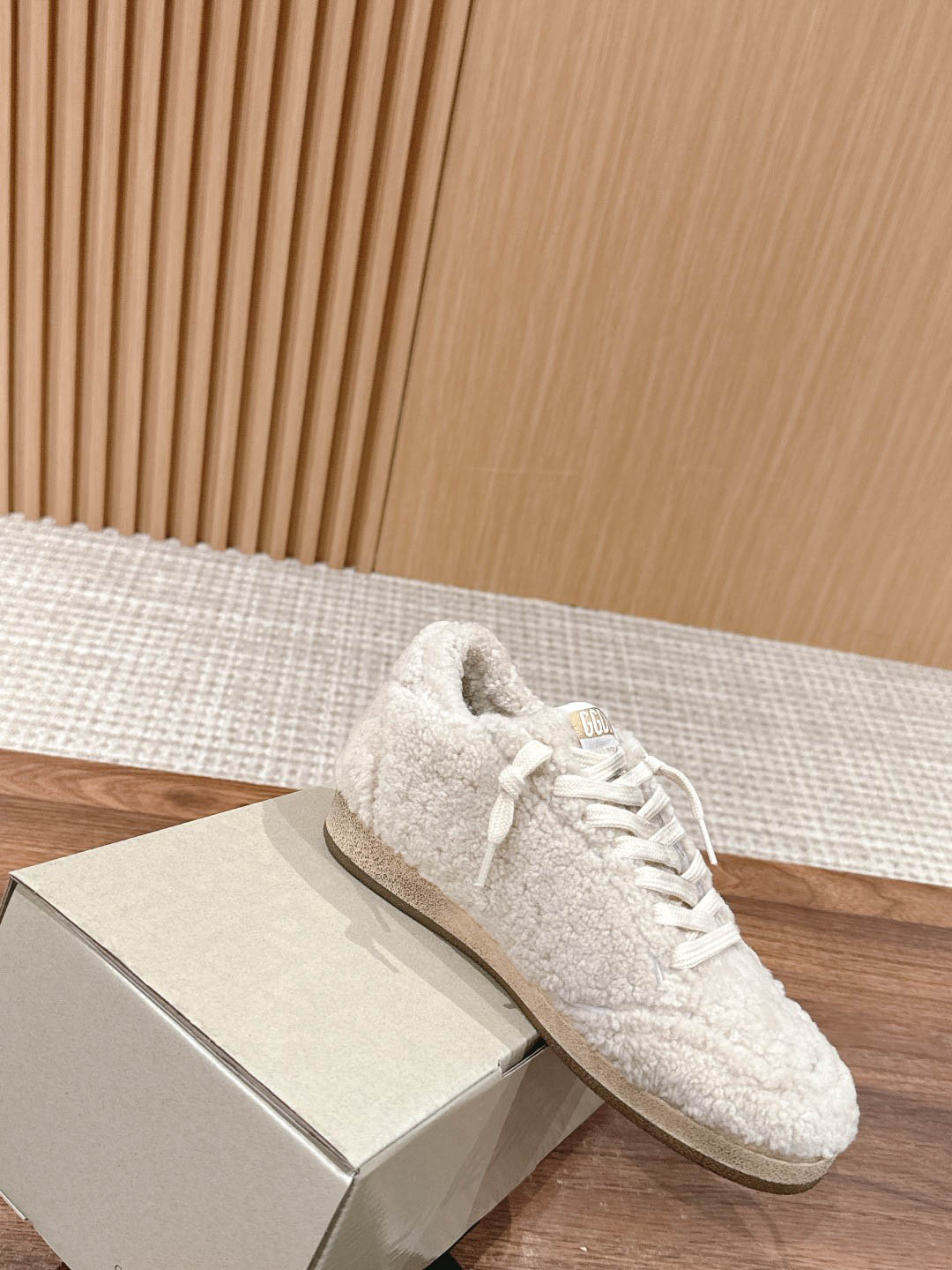 Giày Golden Goose Women's Ball Star Shearling Low Best Quality