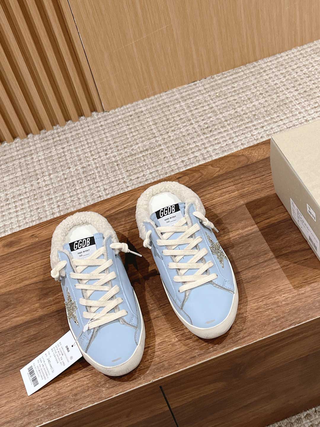 Giày Golden Goose Women's Super-Star Sabots Silver Glitter Star & Shearling Lining Powder Blue Low Best Quality