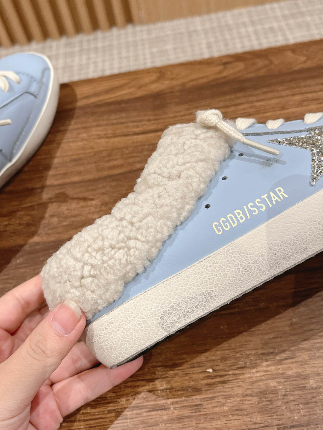Giày Golden Goose Women's Super-Star Sabots Silver Glitter Star & Shearling Lining Powder Blue Low Best Quality