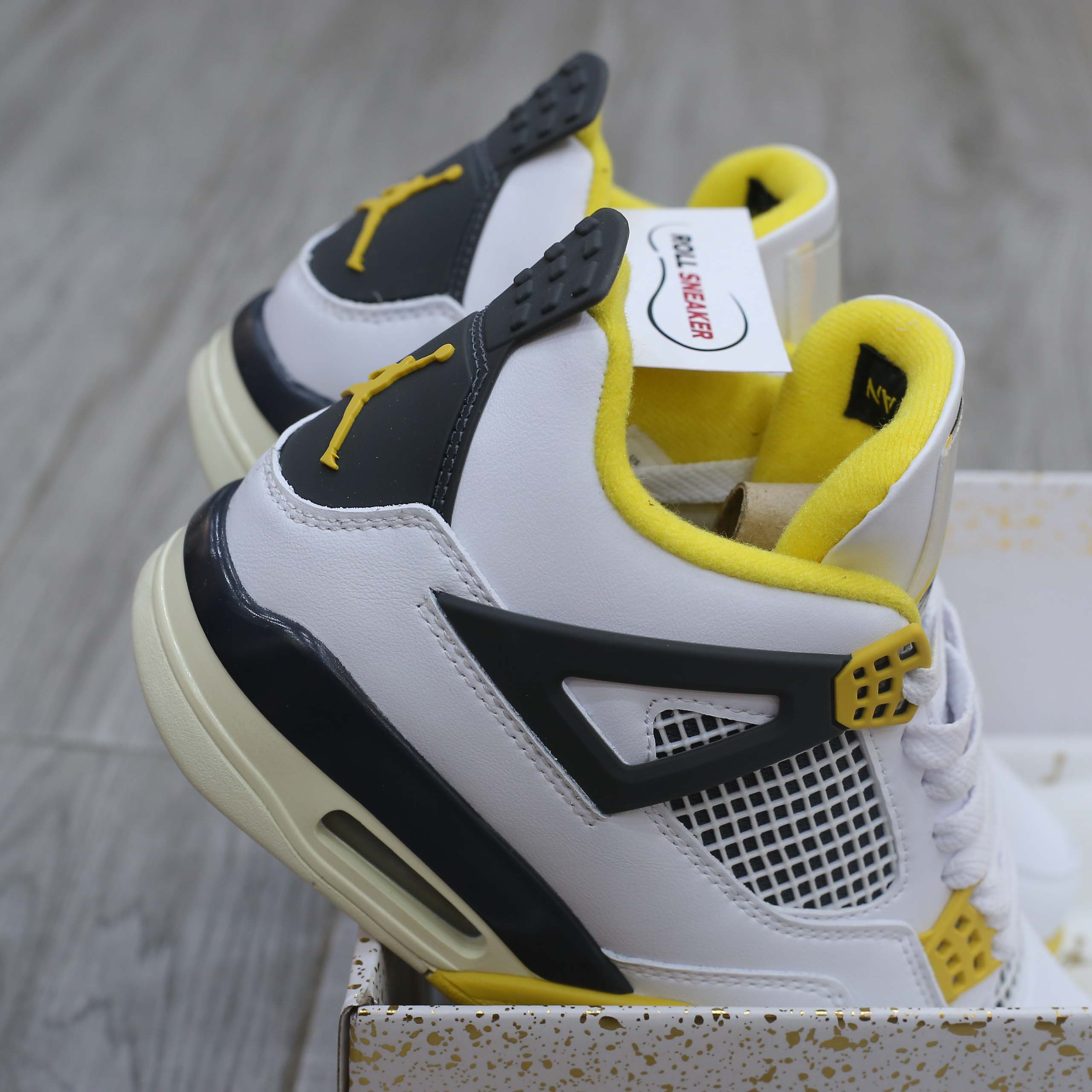 Giày Jordan 4 Retro Vivid Sulfur Like Auth