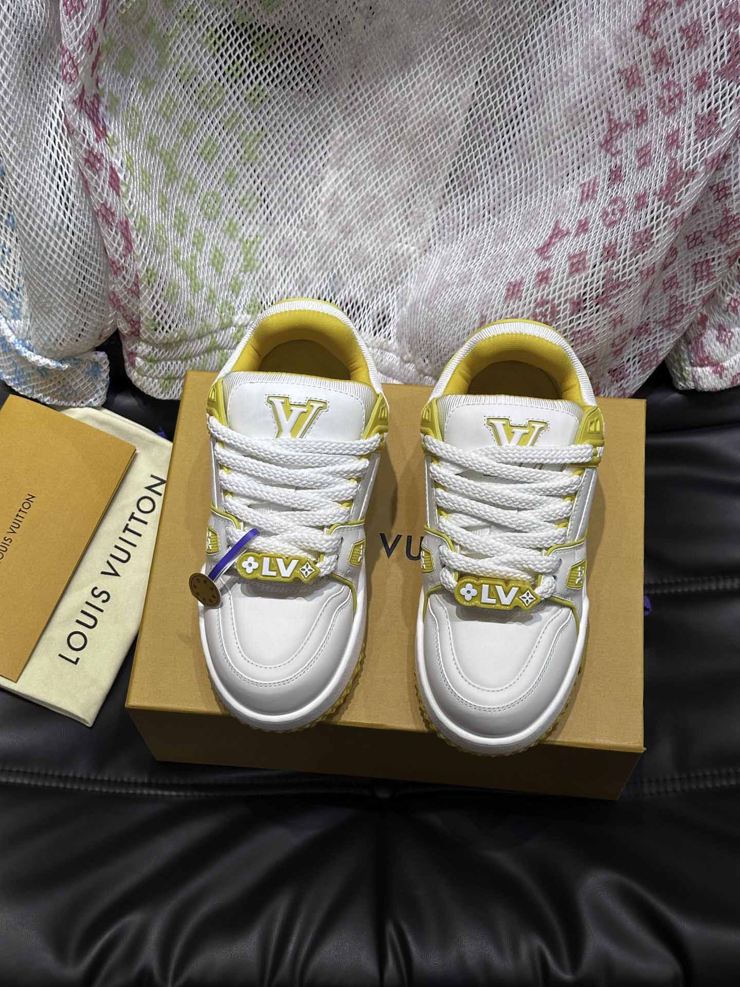 Giày Louis Vuitton LV Trainer Maxi Calf Leather Yellow Best Quality