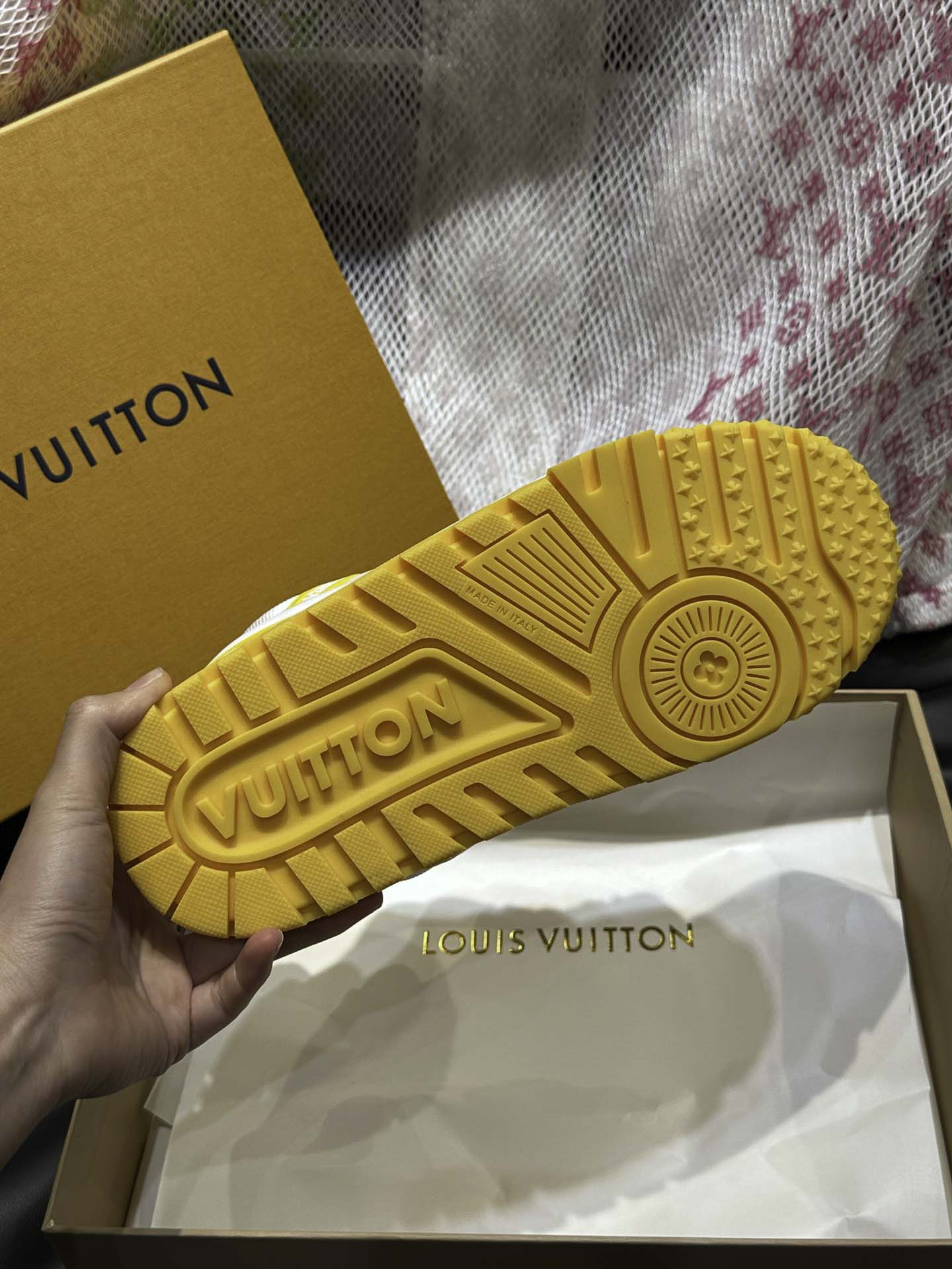 Giày Louis Vuitton LV Trainer Maxi Calf Leather Yellow Best Quality
