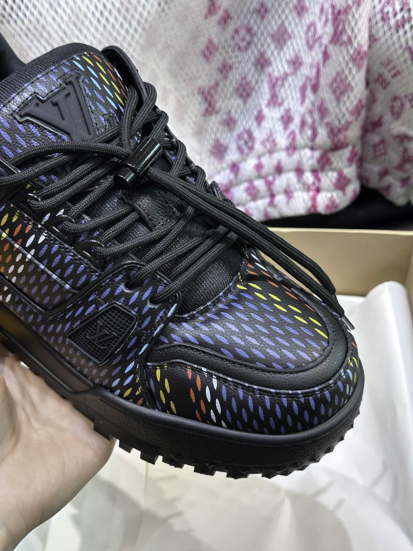 Giày Louis Vuitton LV Trainer Maxi Grained Black Best Quality
