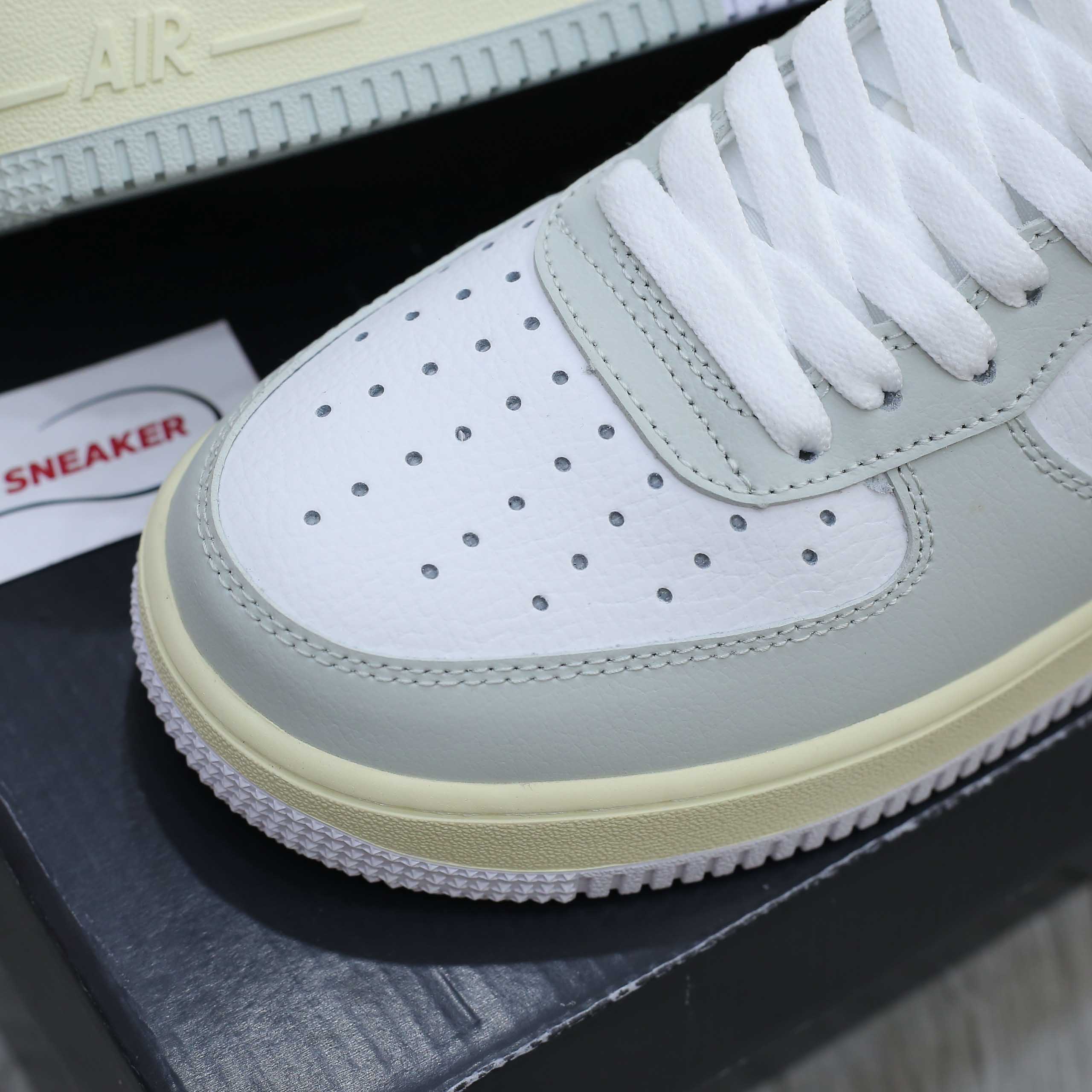 Giày Nike Air Force 1 ’07 LV8 ‘Light Silver’ Like Auth