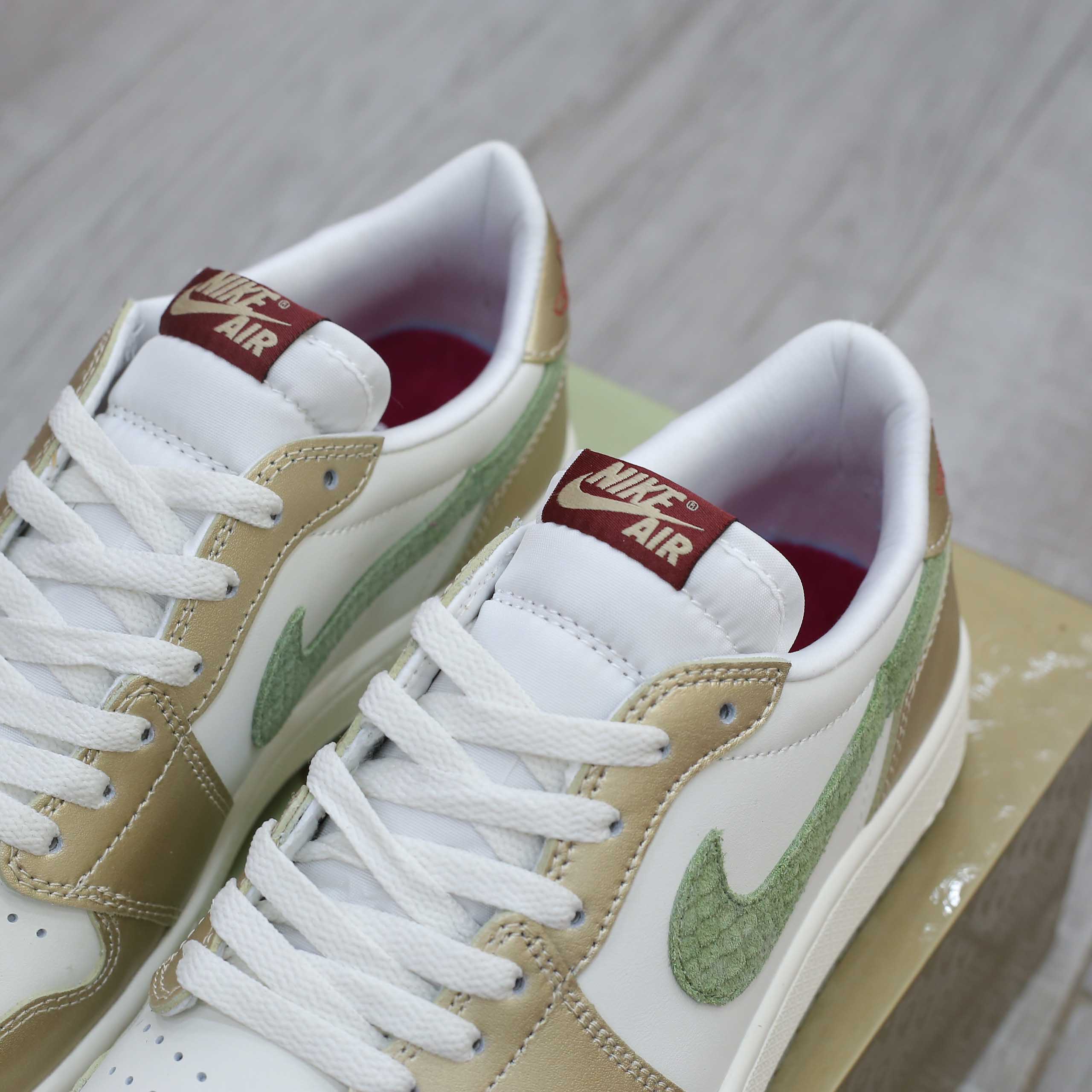 Giày Nike Air Jordan 1 Retro Low OG Year Of The Dragon Like Auth