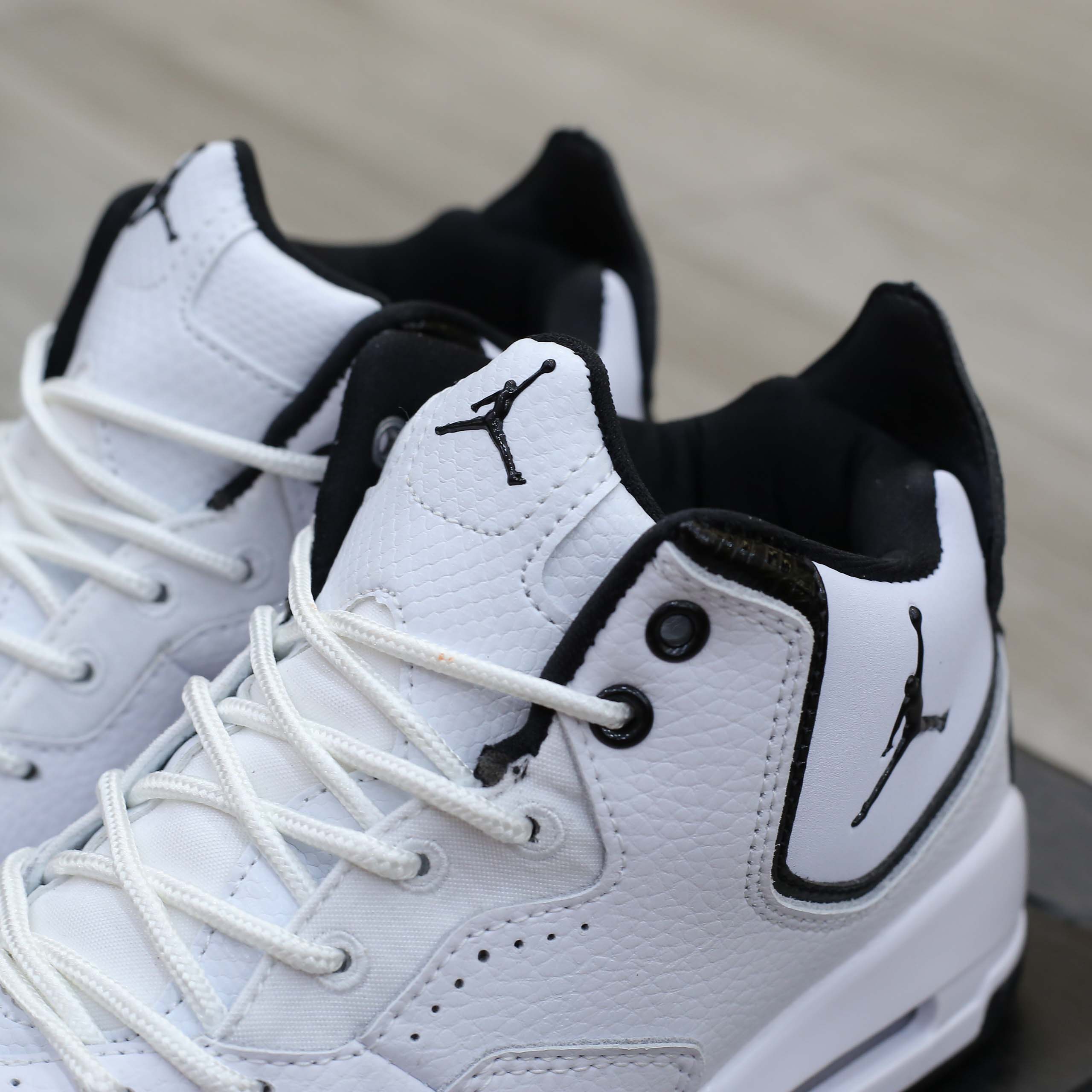 Giày Nike Air Jordan Courtside 23 ‘White Black’ Best Quality