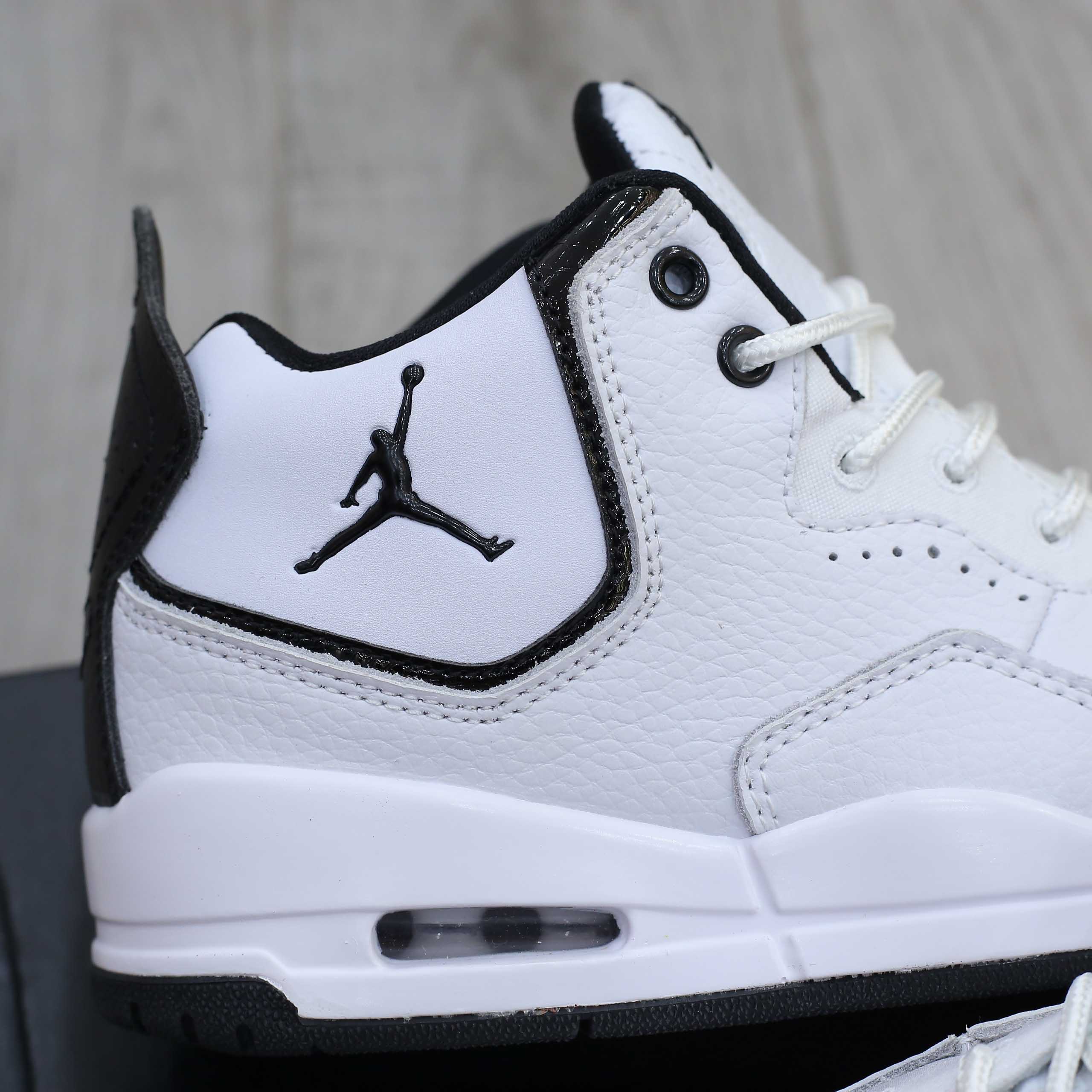 Giày Nike Air Jordan Courtside 23 ‘White Black’ Best Quality