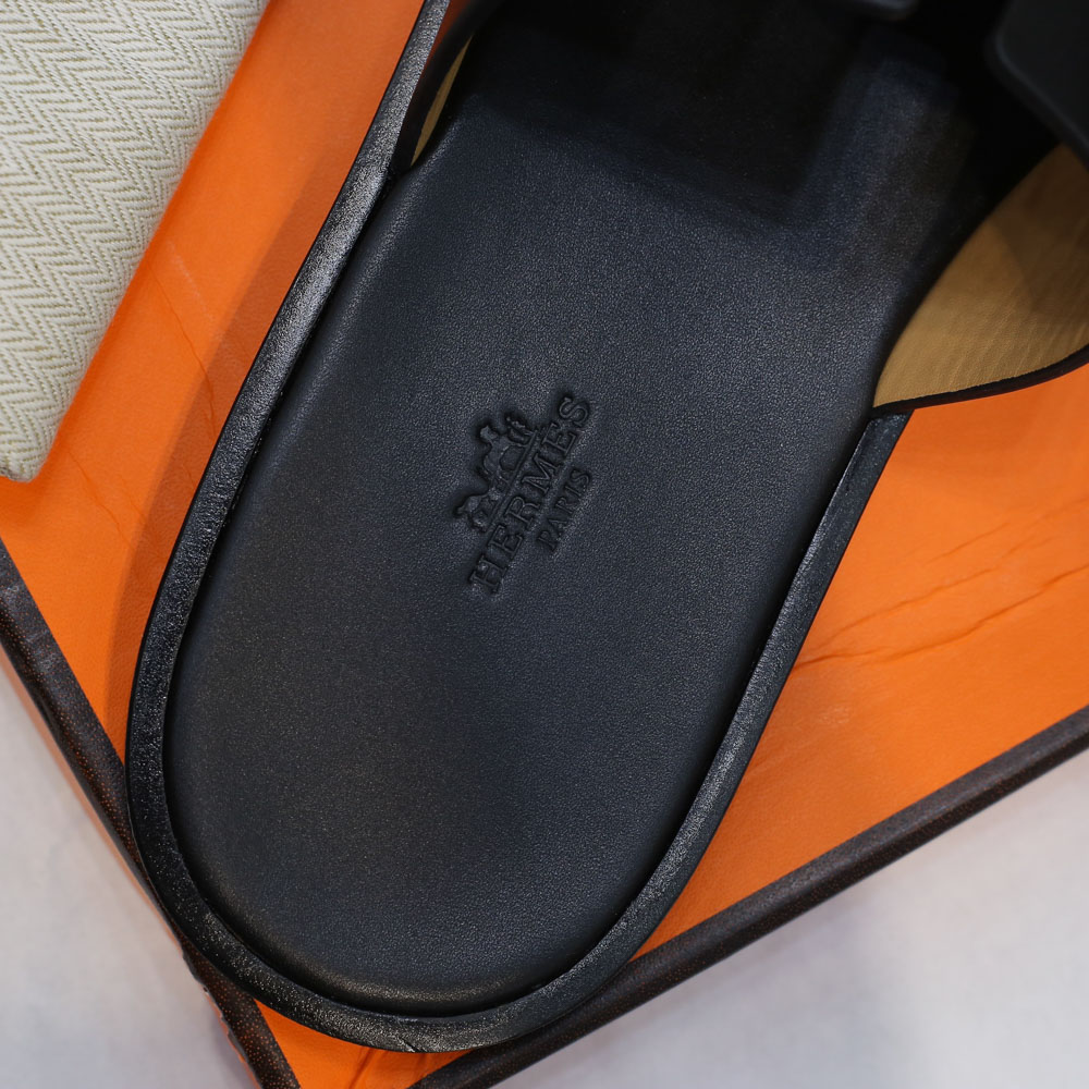 Dép Hermes Nam Full Đen Da Trơn Like Auth