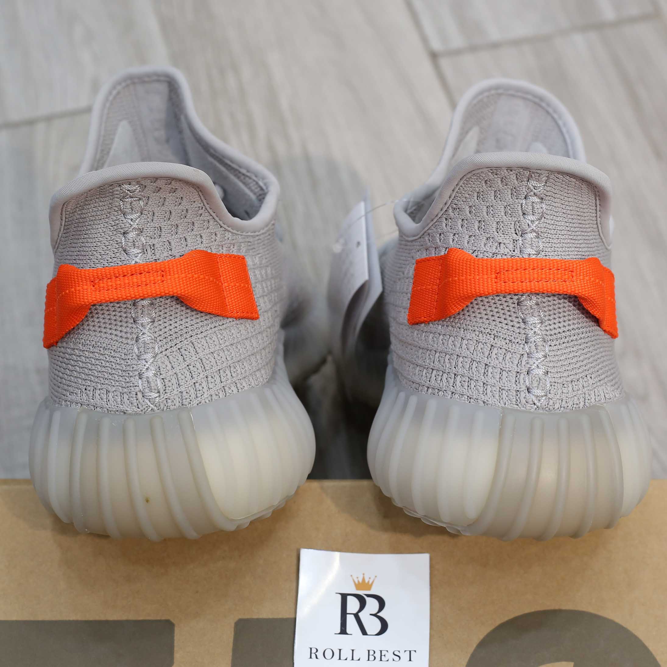 Giày Adidas Yeezy Boost 350 V2 Tail Light Best Quality