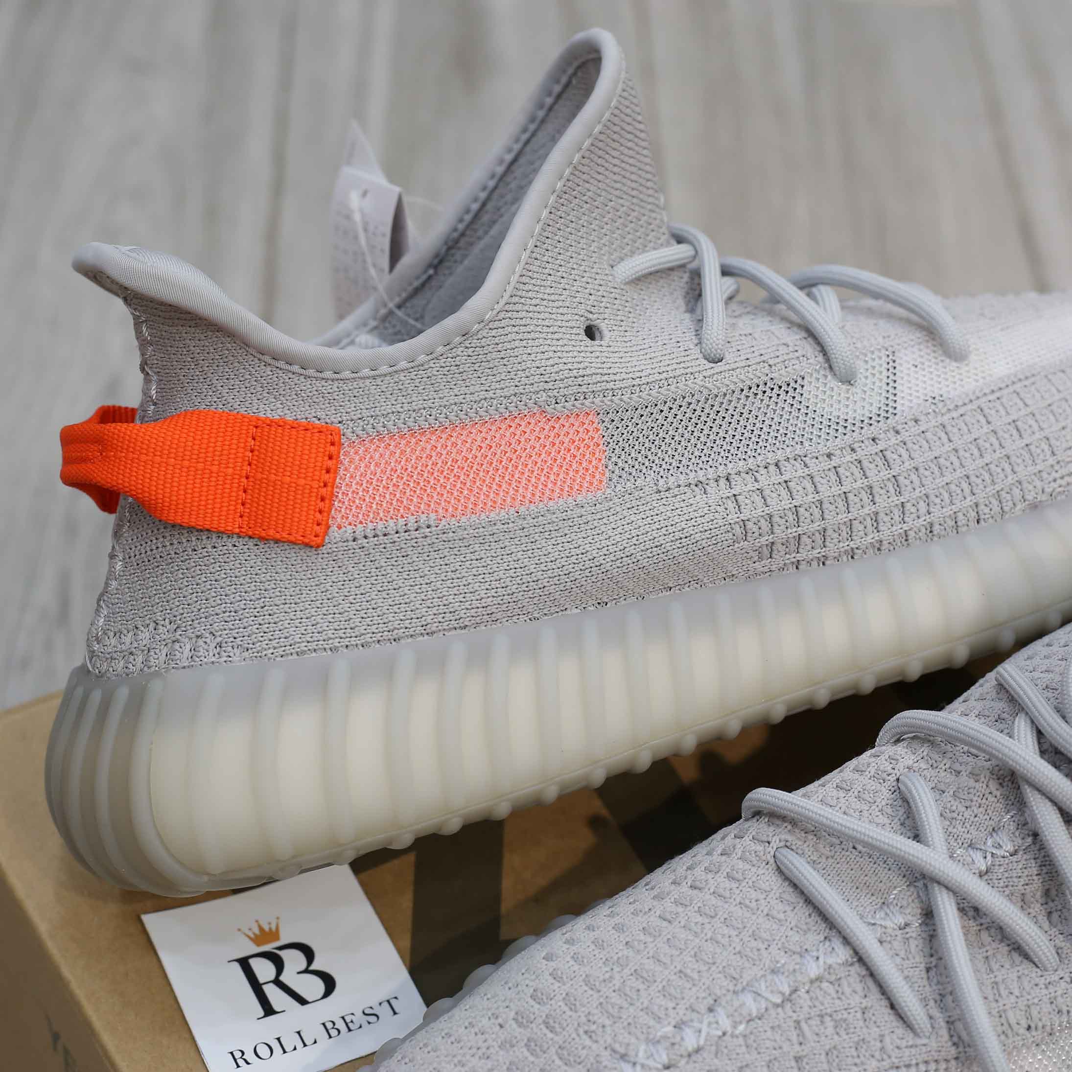 Giày Adidas Yeezy Boost 350 V2 Tail Light Best Quality