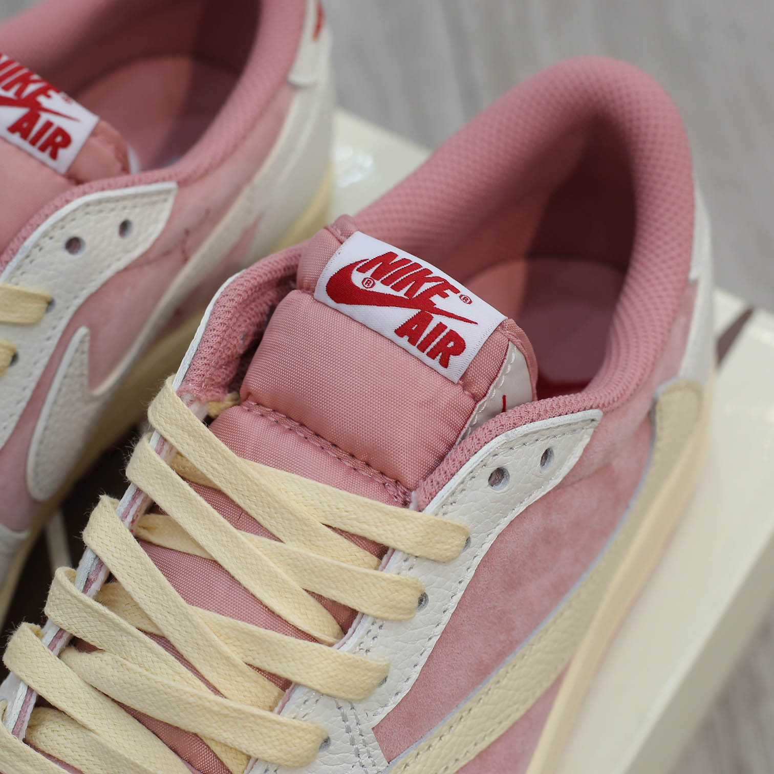 Giày Jordan 1 Low OG Travis Scott Pink Shy Like Auth