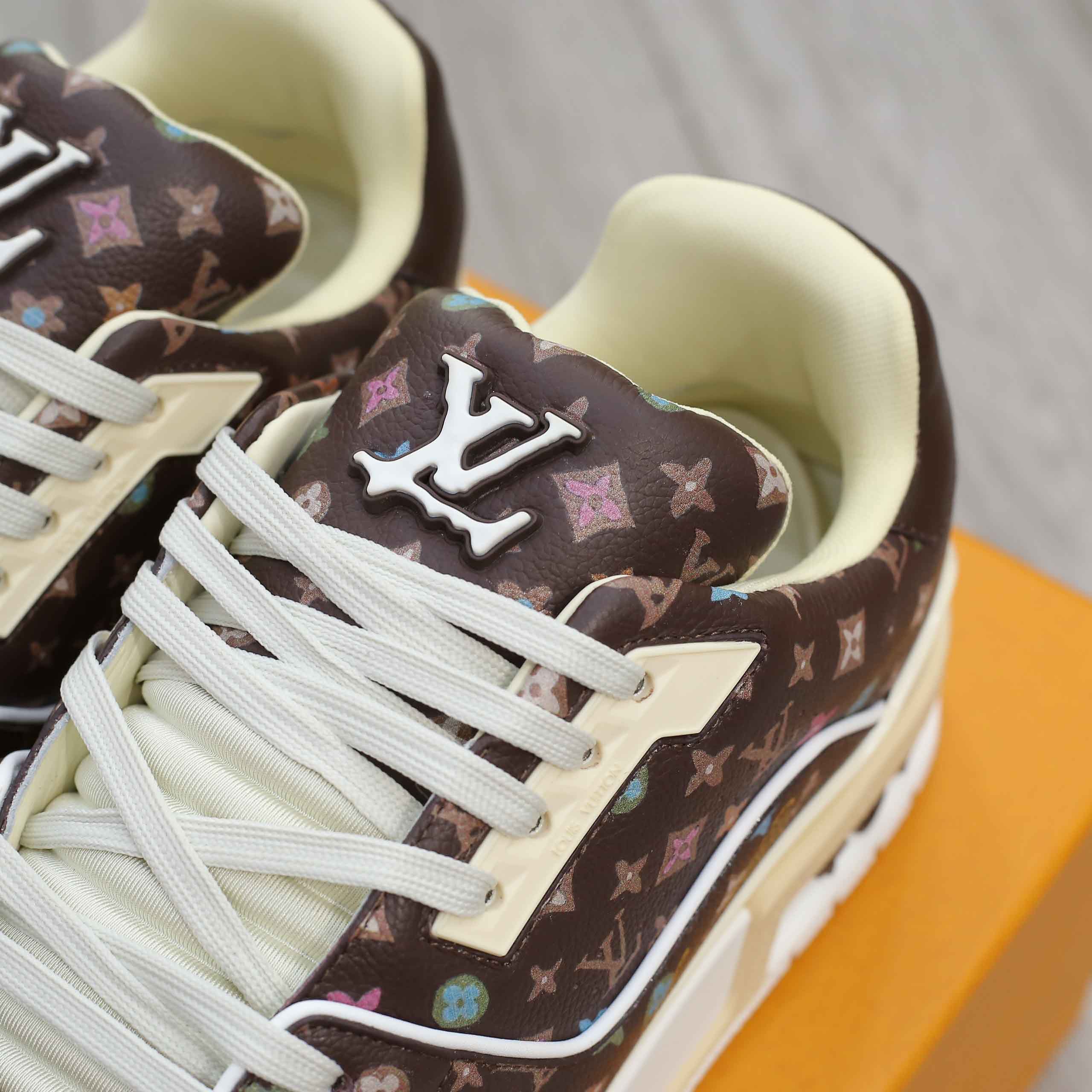 Giày Louis Vuitton Lv Trainer #54 Monogram-printed Grained Calf Leather Moka Best Quality