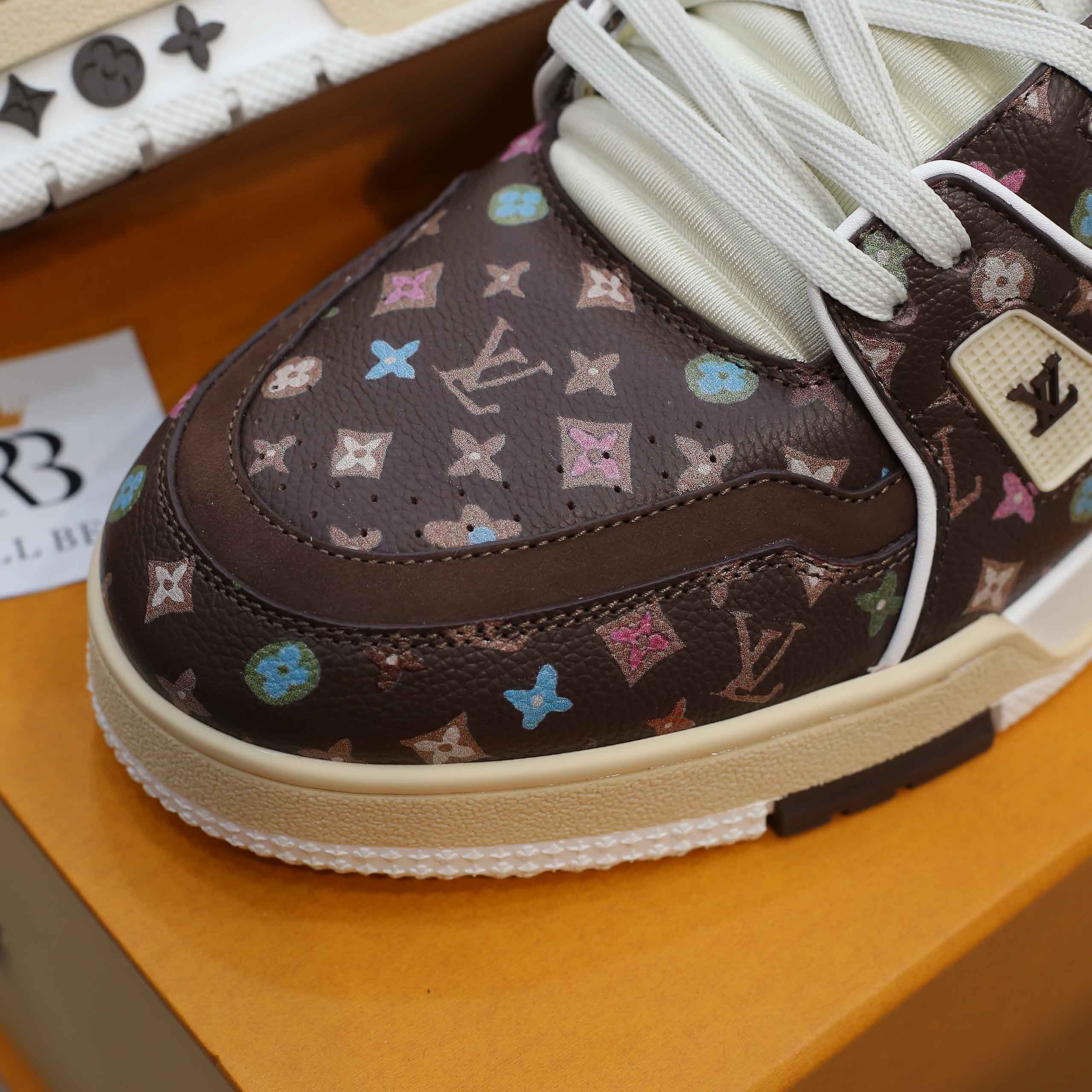 Giày Louis Vuitton Lv Trainer #54 Monogram-printed Grained Calf Leather Moka Best Quality