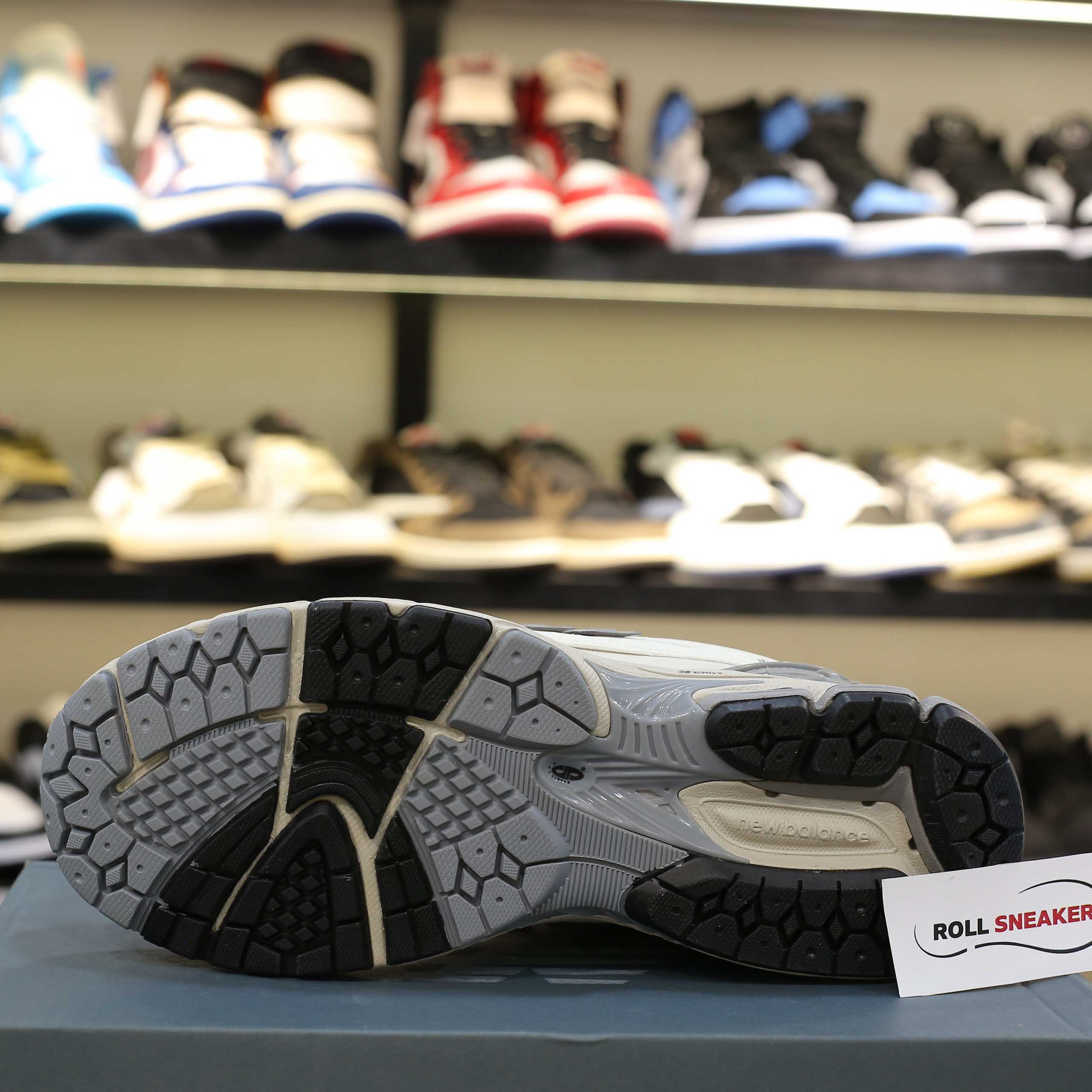 Giày New Balance 1906R White Grey Like Auth