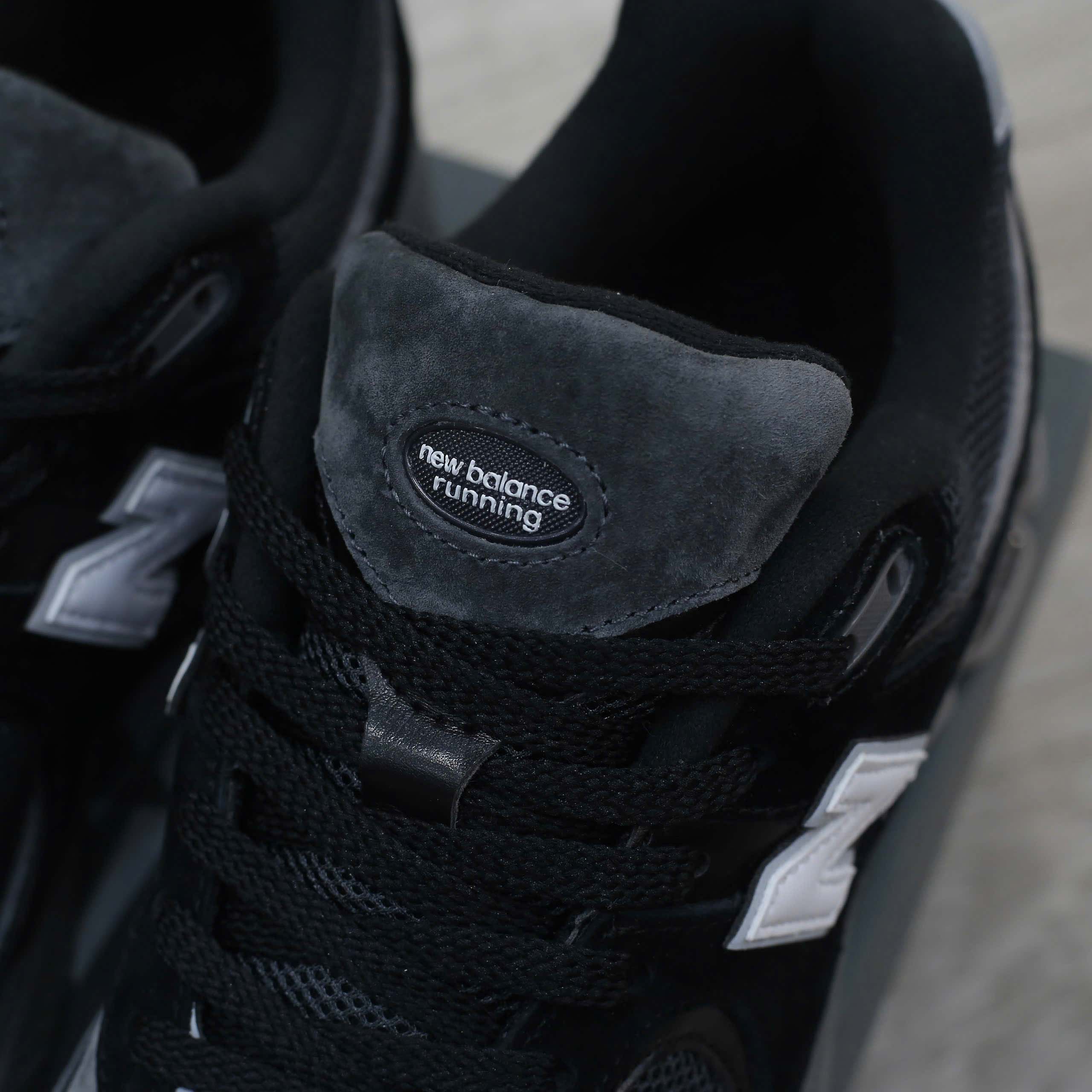 Giày New Balance 2002R ‘Black Dark’ Best Quality