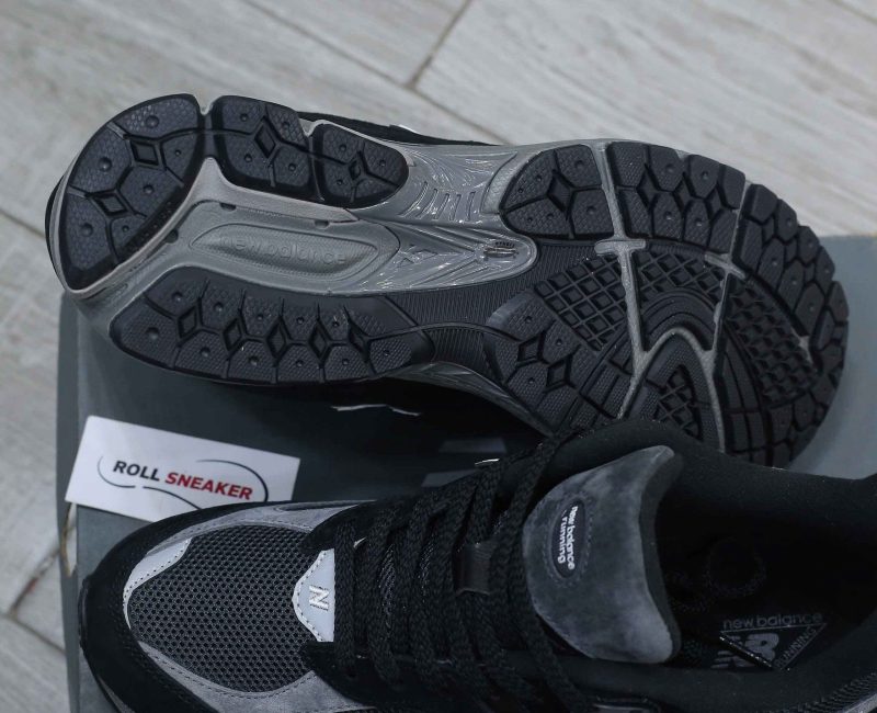 Giày New Balance 2002R ‘Black Dark’ Best Quality