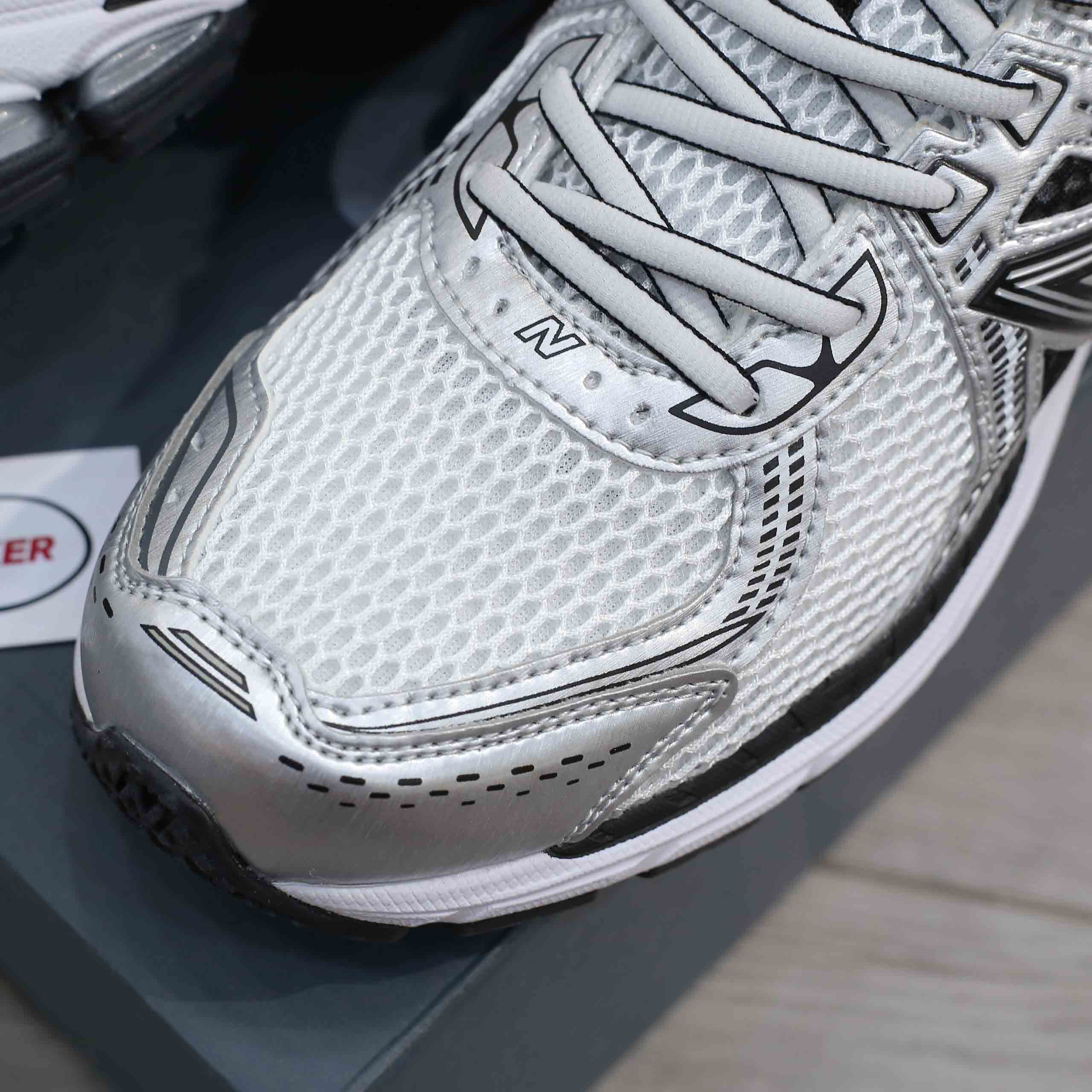 Giày New Balance 860v2 Black White Silver Like Auth