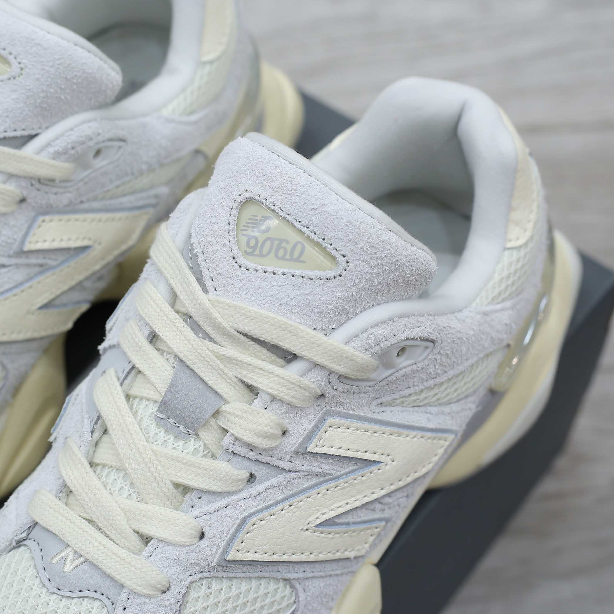 Giày New Balance 9060 Quartz Grey Like Auth