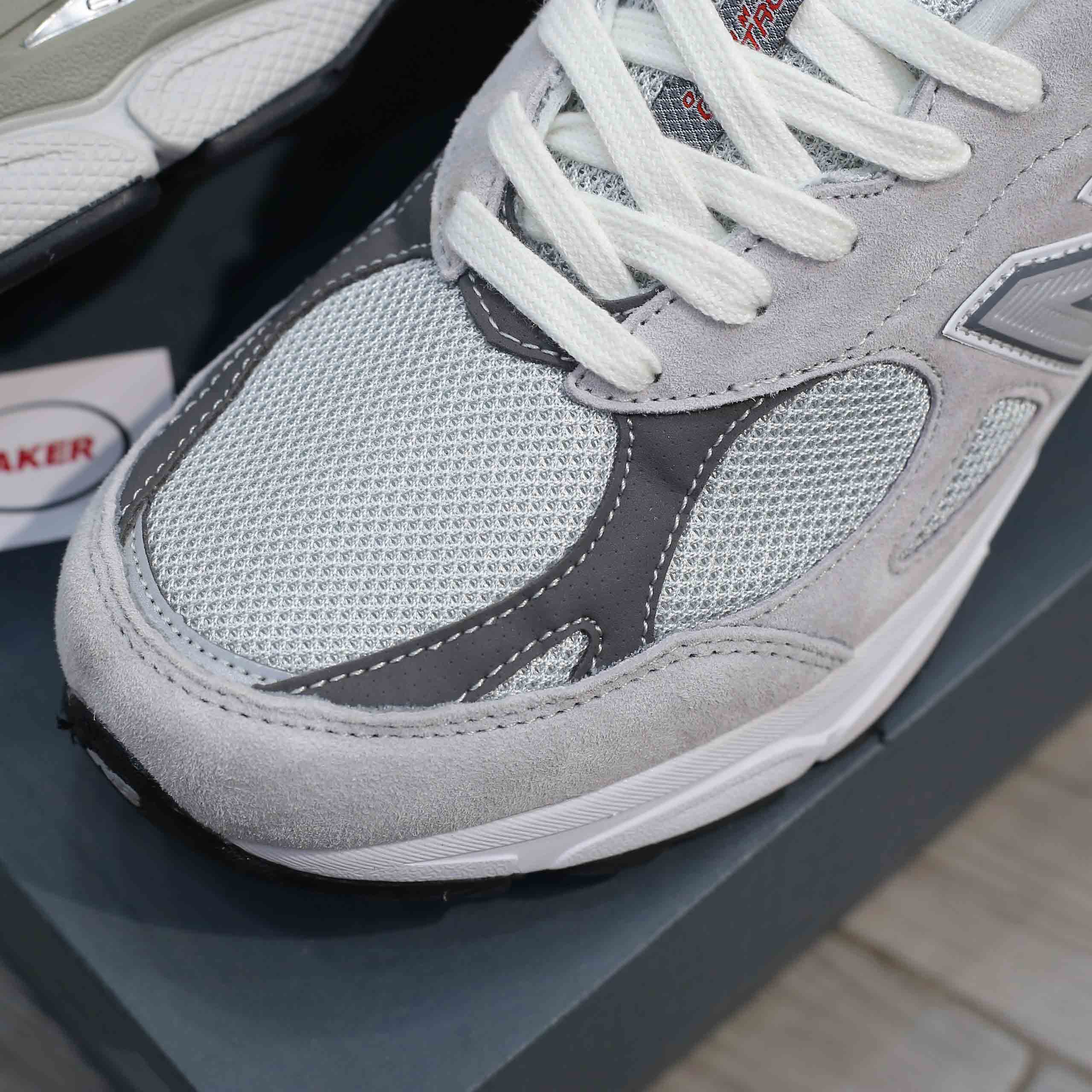 Giày New Balance 990v3 Made In USA Grey Like Auth