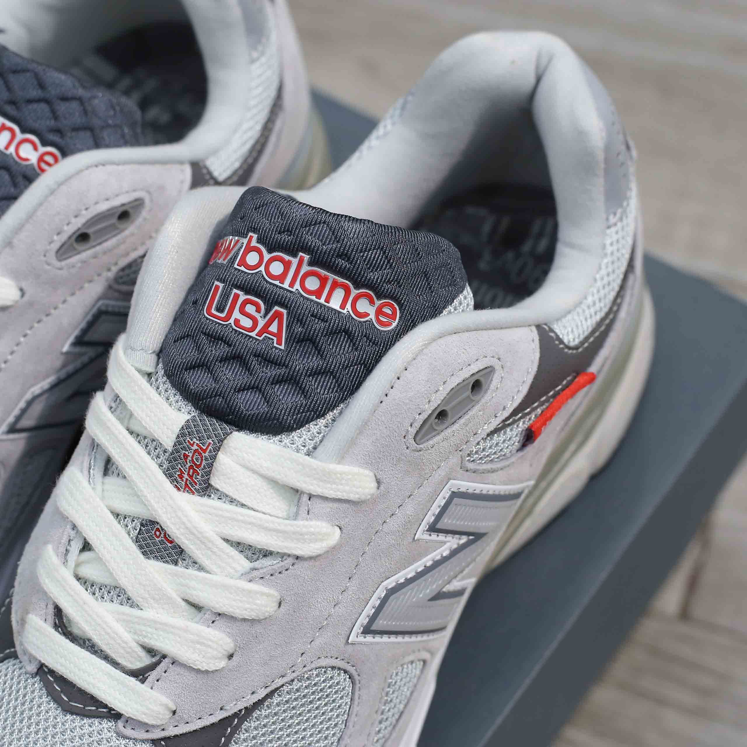 Giày New Balance 990v3 Made In USA Grey Like Auth