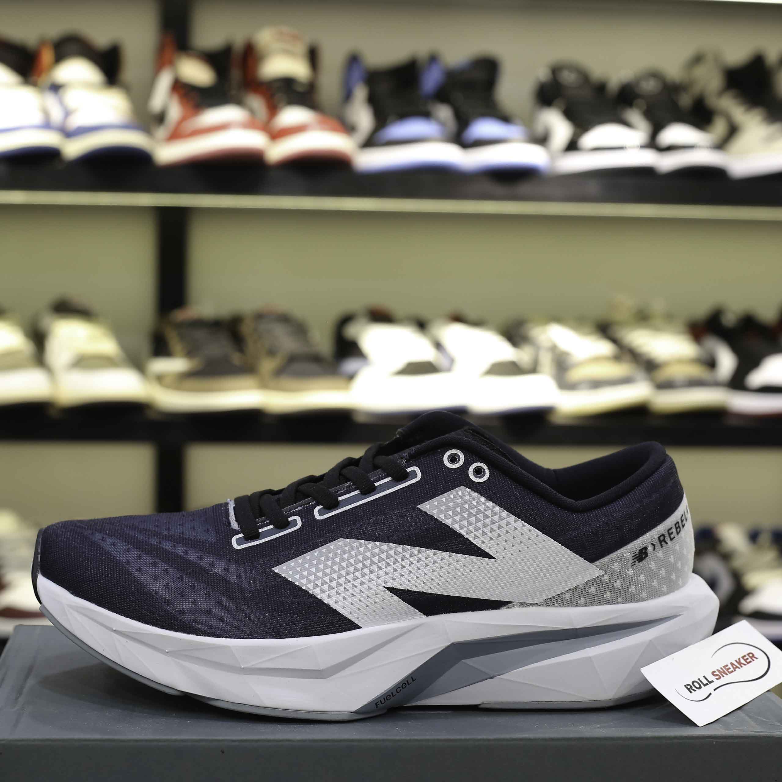 Giày New Balance FuelCell Rebel V4 - Graphite Like Auth