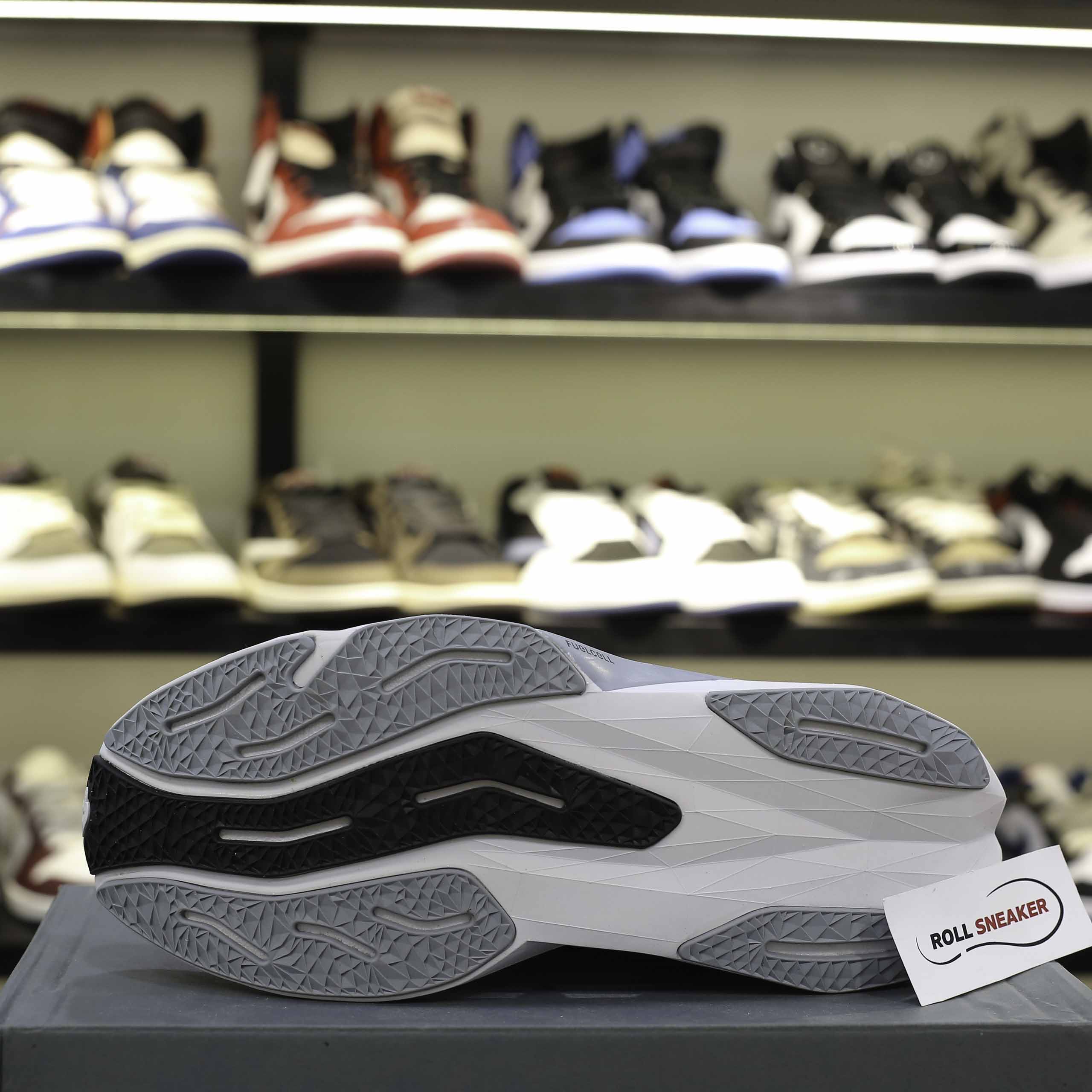 Giày New Balance FuelCell Rebel V4 - Graphite Like Auth