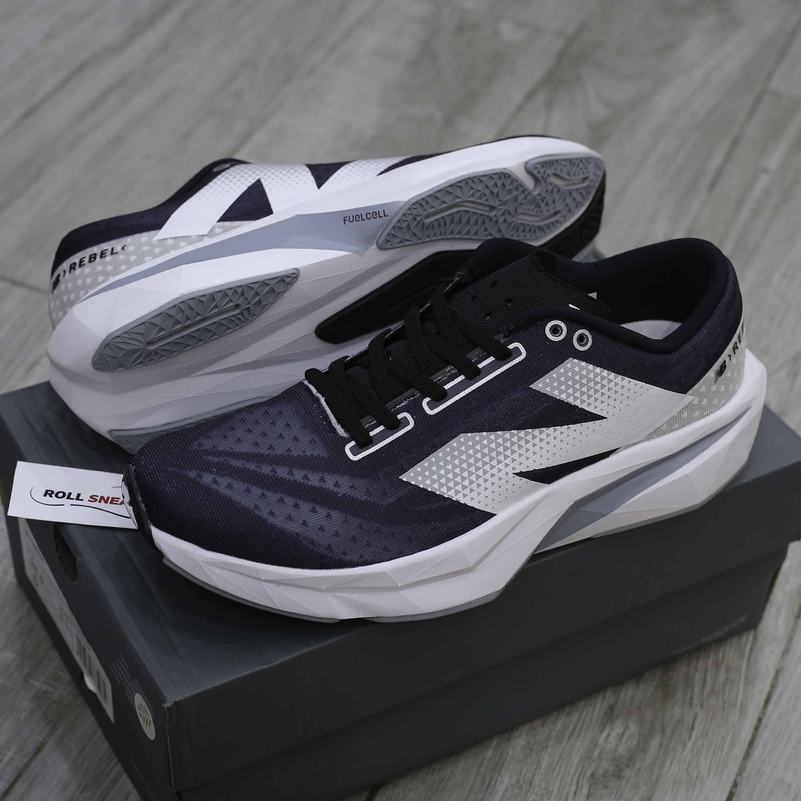 Giày New Balance FuelCell Rebel V4 - Graphite Like Auth