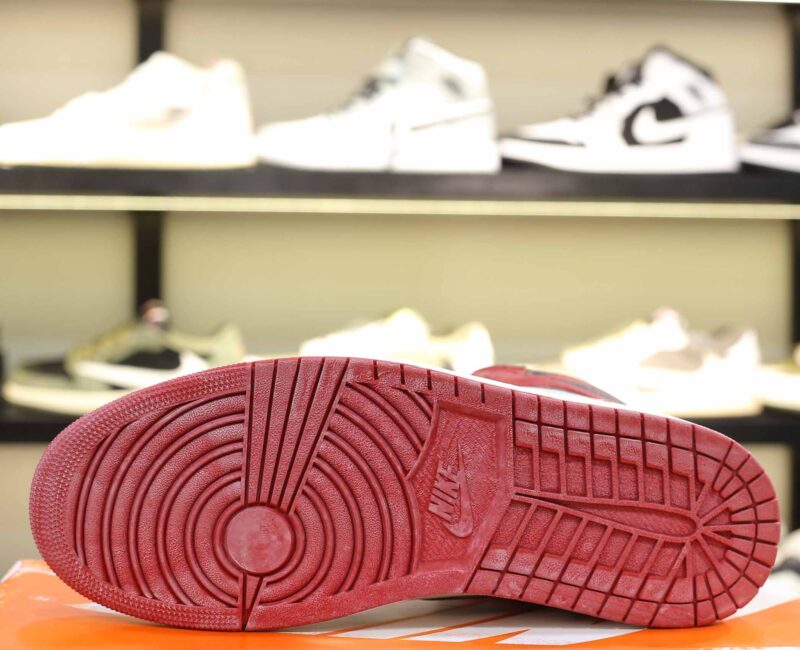 Giày Nike Air Jordan 1 Retro High OG ‘Lost & Found’ Best Quality