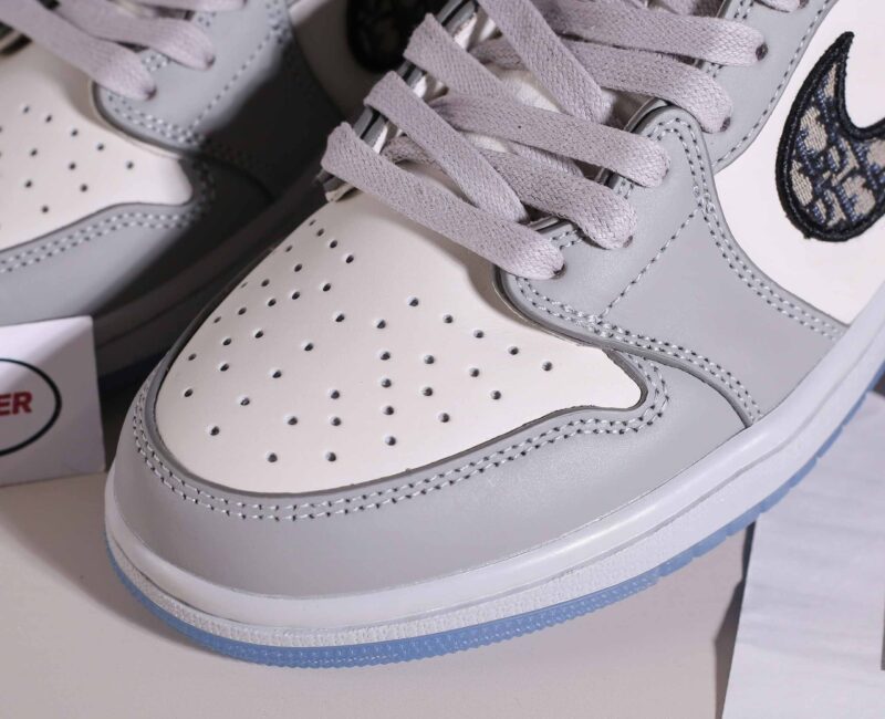 Giày Nike Air Jordan 1 Retro Low Dior Best Quality – Thanh Lý No Box New 100%