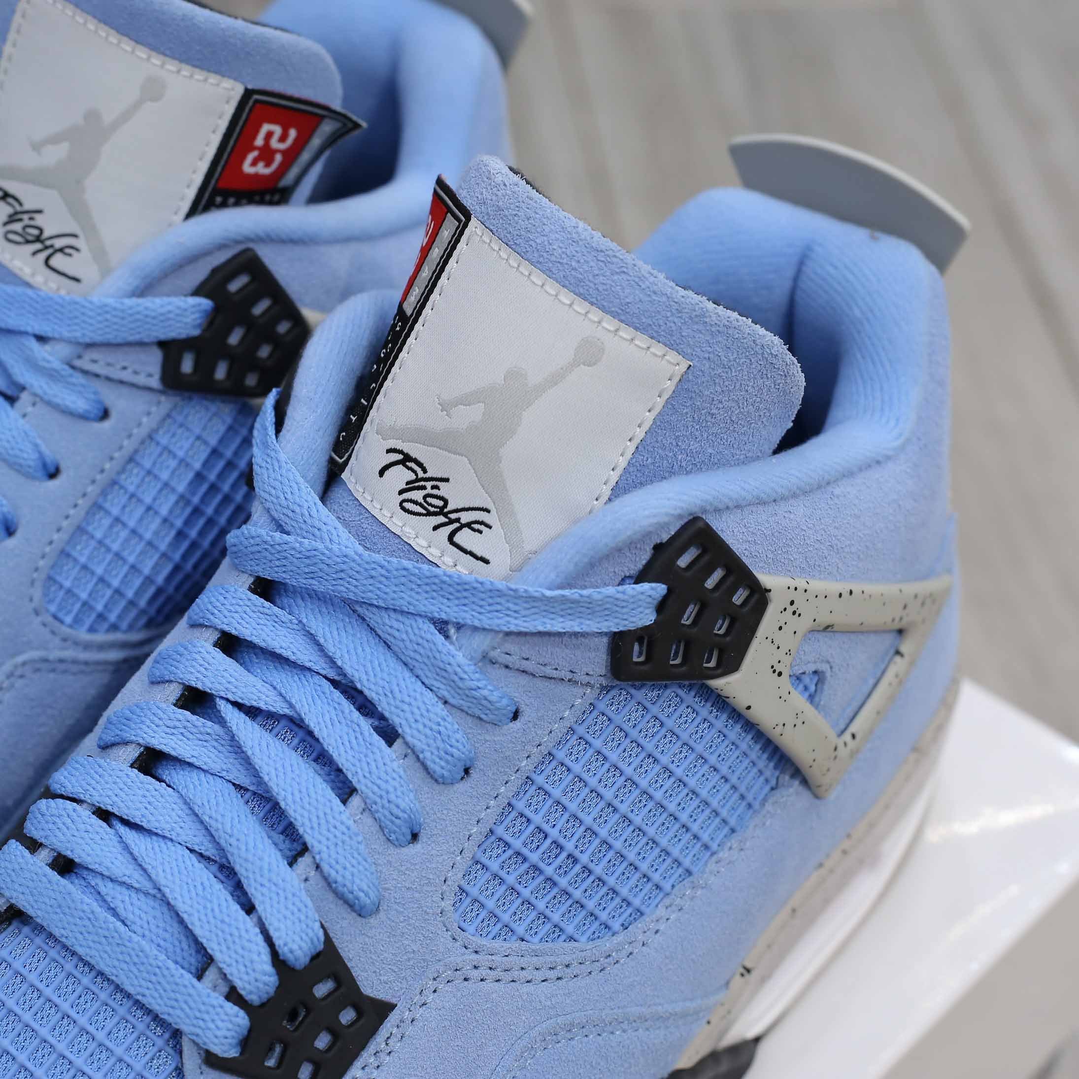 Giày Nike Air Jordan 4 Retro University Blue Best Quality