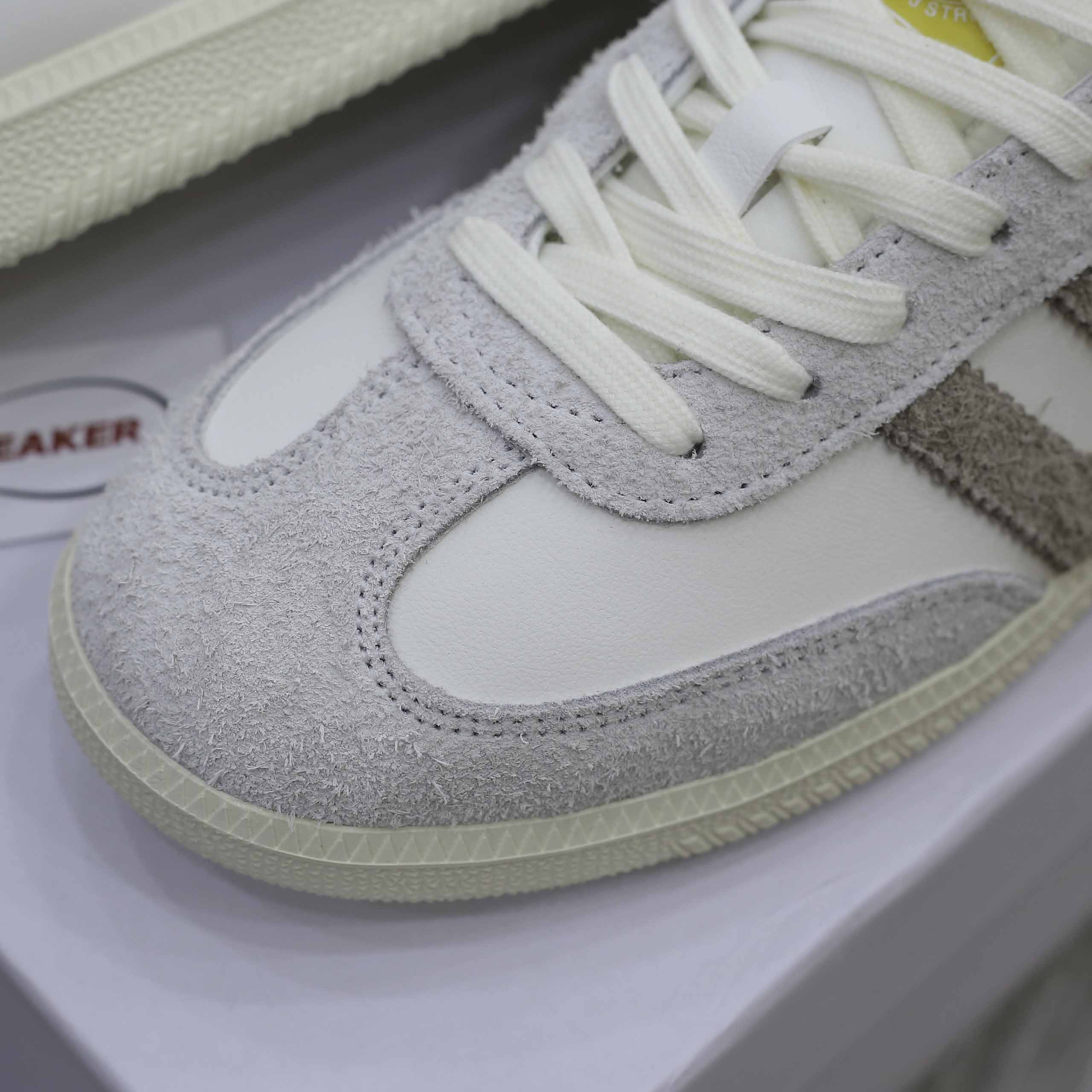 Giày Adidas x Kasina Samba Consortium Cup ‘Off White’ like Auth