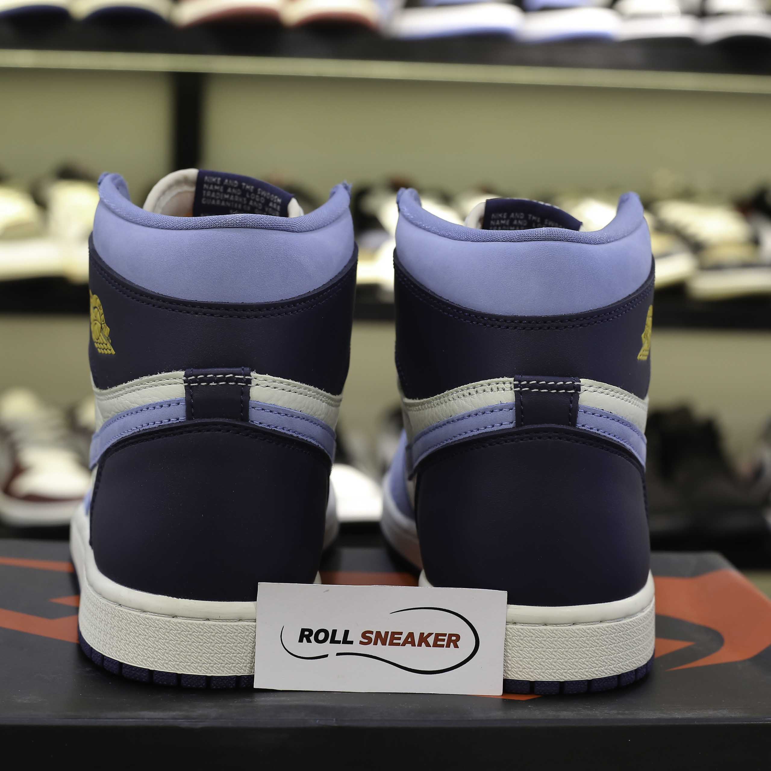 Giày Air Jordan 1 Retro High OG First in Flight like Auth