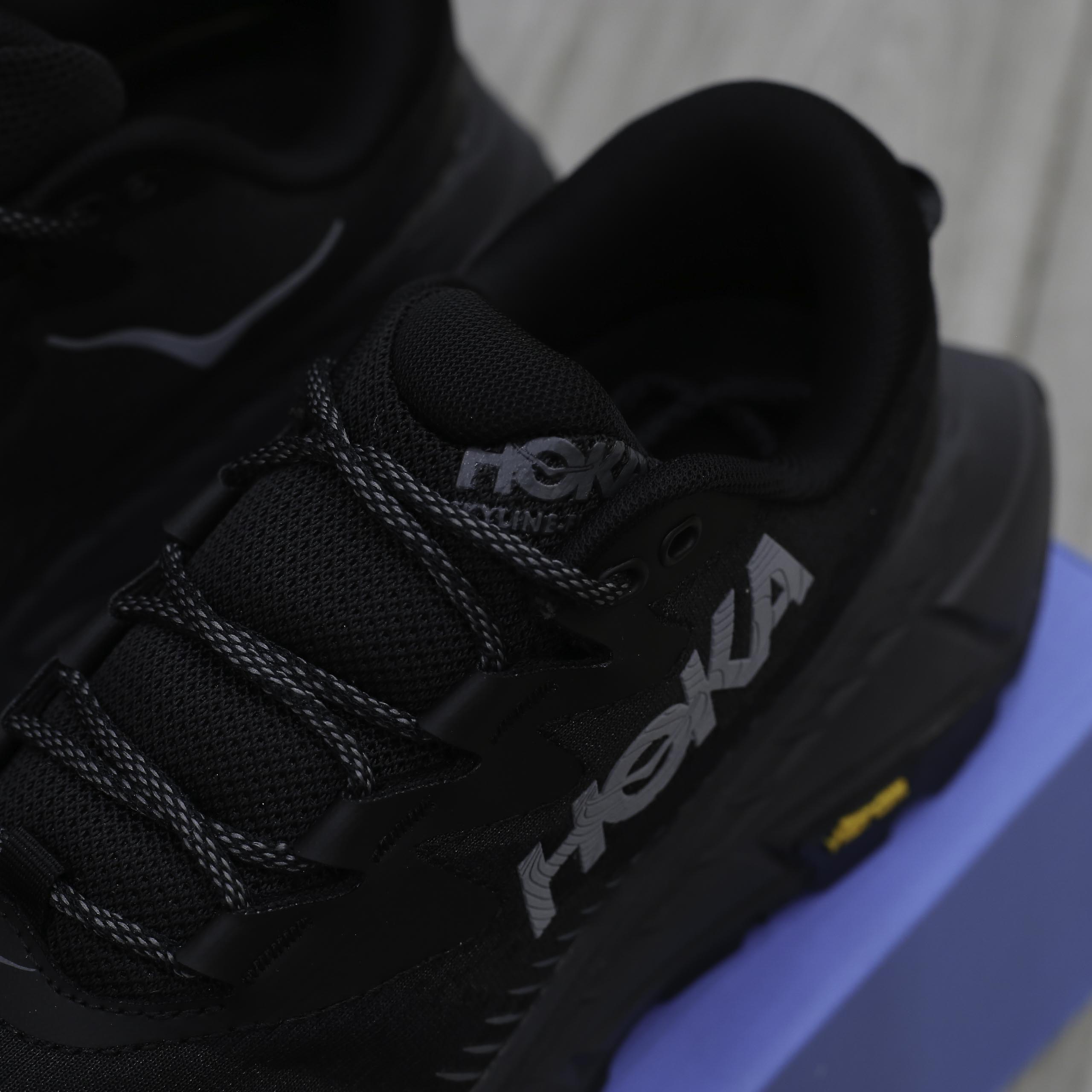 giay_hoka_skyline_float_like_auth