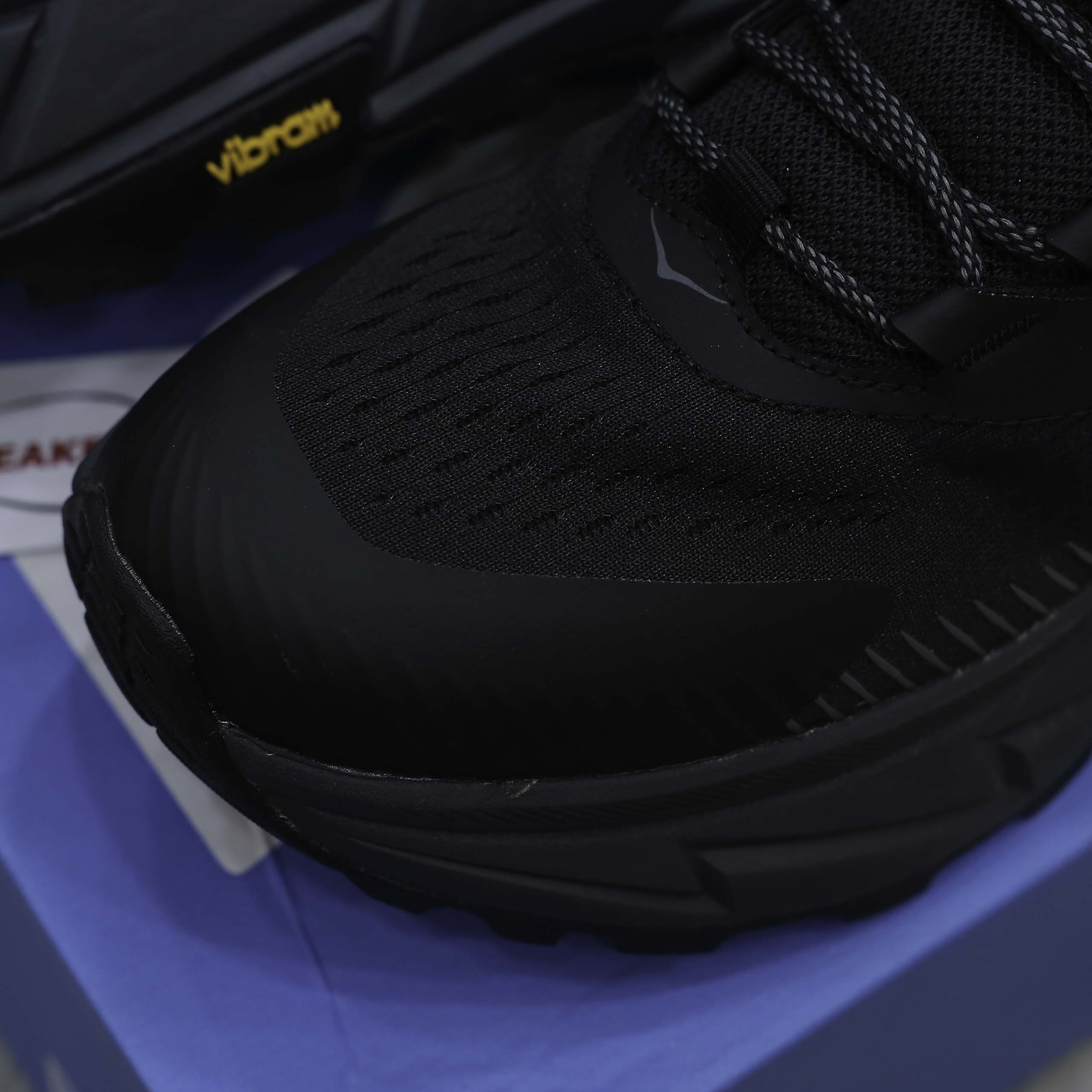 giay_hoka_skyline_float_like_auth