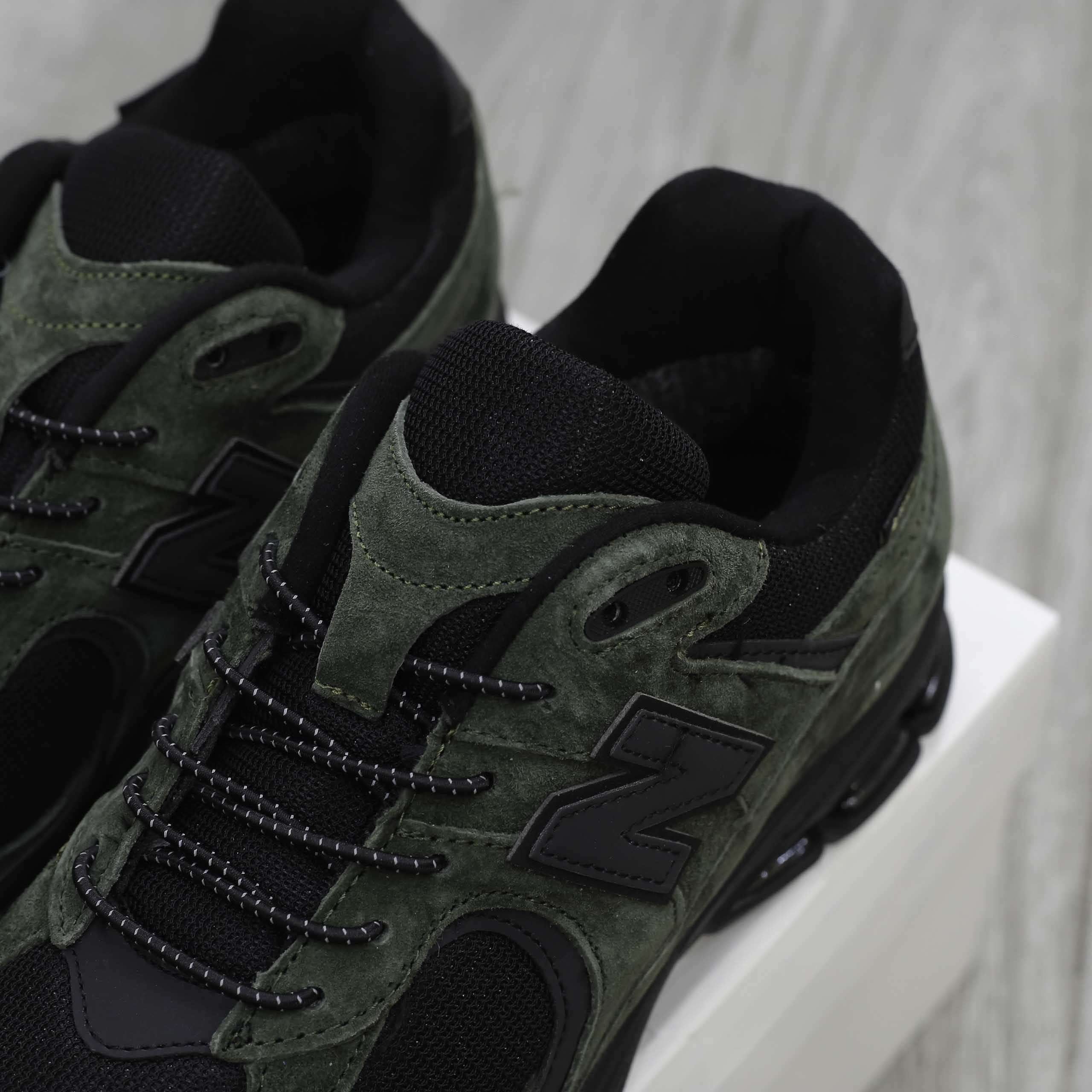 Giày New Balance 2002R x GORE-TEX Pine Like Auth